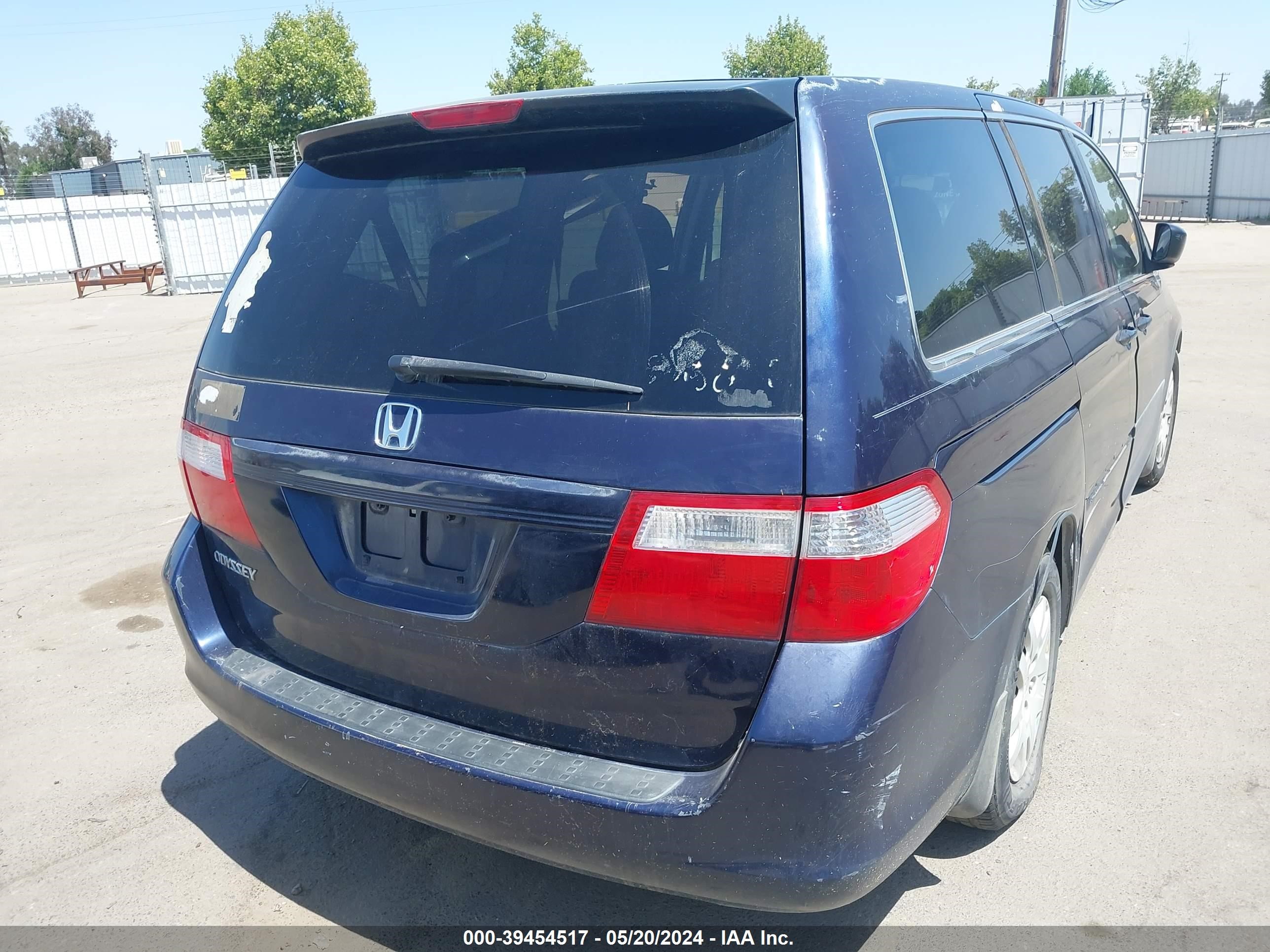 Photo 15 VIN: 5FNRL38237B002438 - HONDA ODYSSEY 