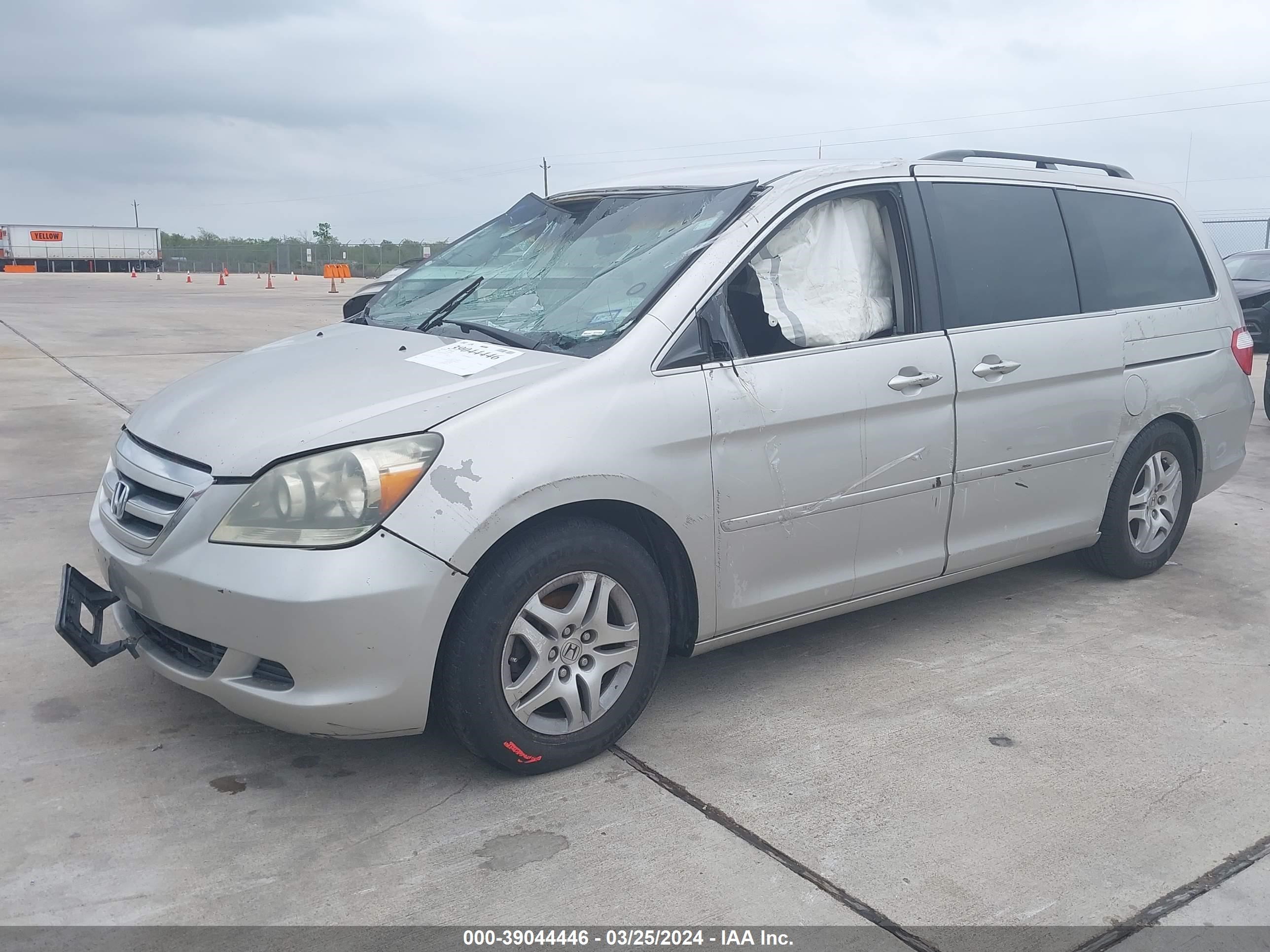 Photo 0 VIN: 5FNRL38247B020091 - HONDA ODYSSEY 