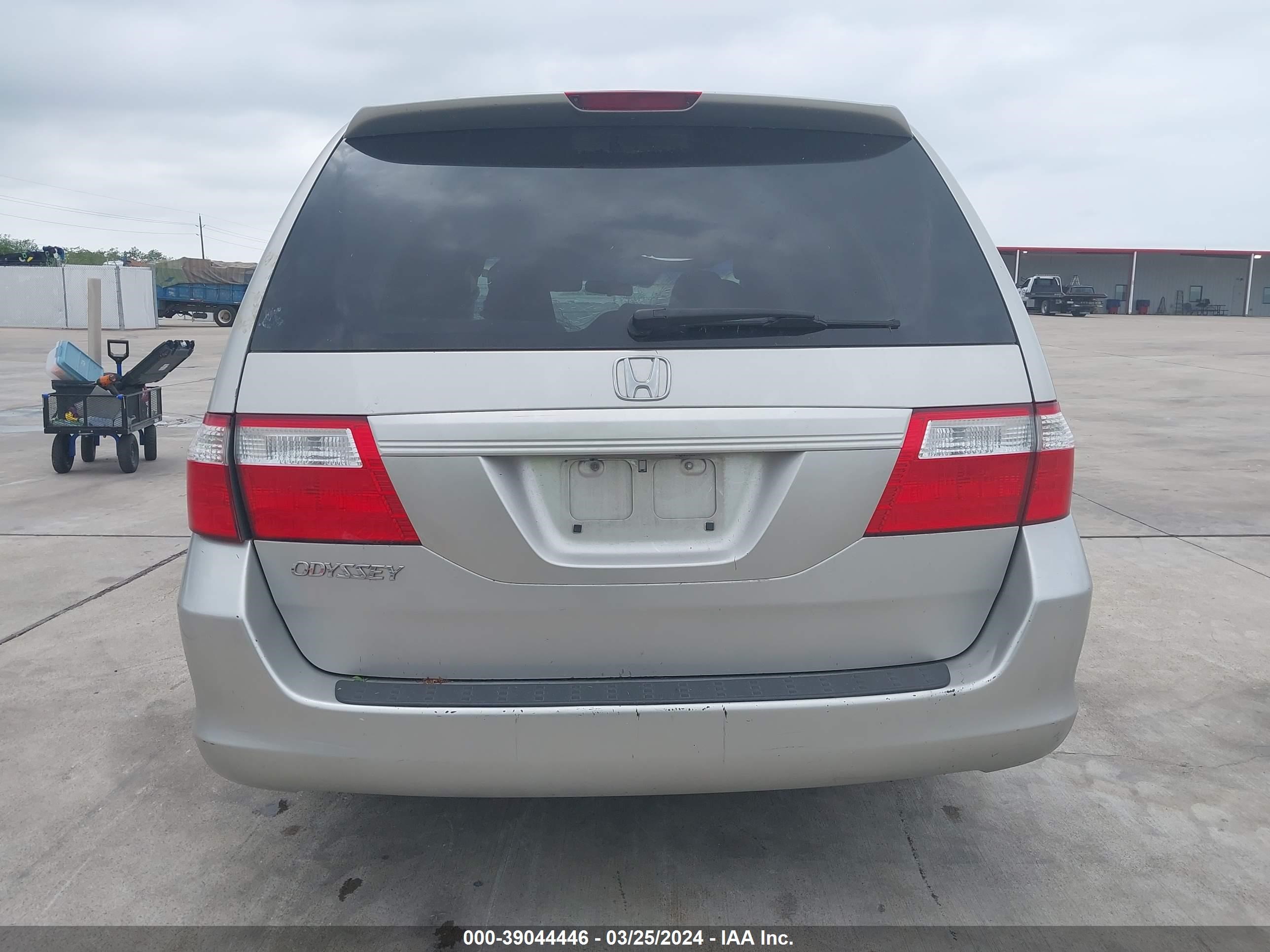 Photo 11 VIN: 5FNRL38247B020091 - HONDA ODYSSEY 