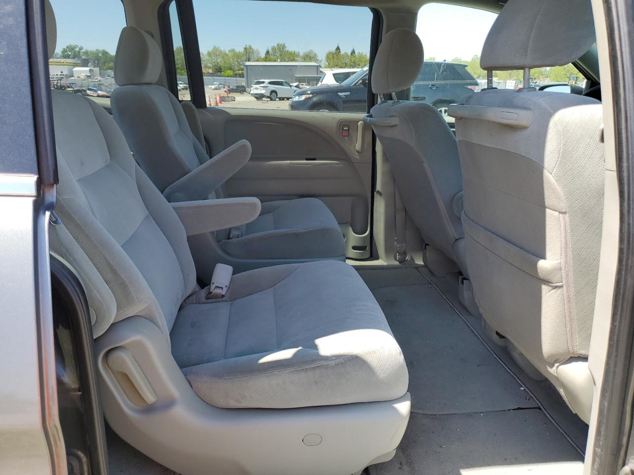 Photo 10 VIN: 5FNRL38248B112674 - HONDA ODYSSEY 