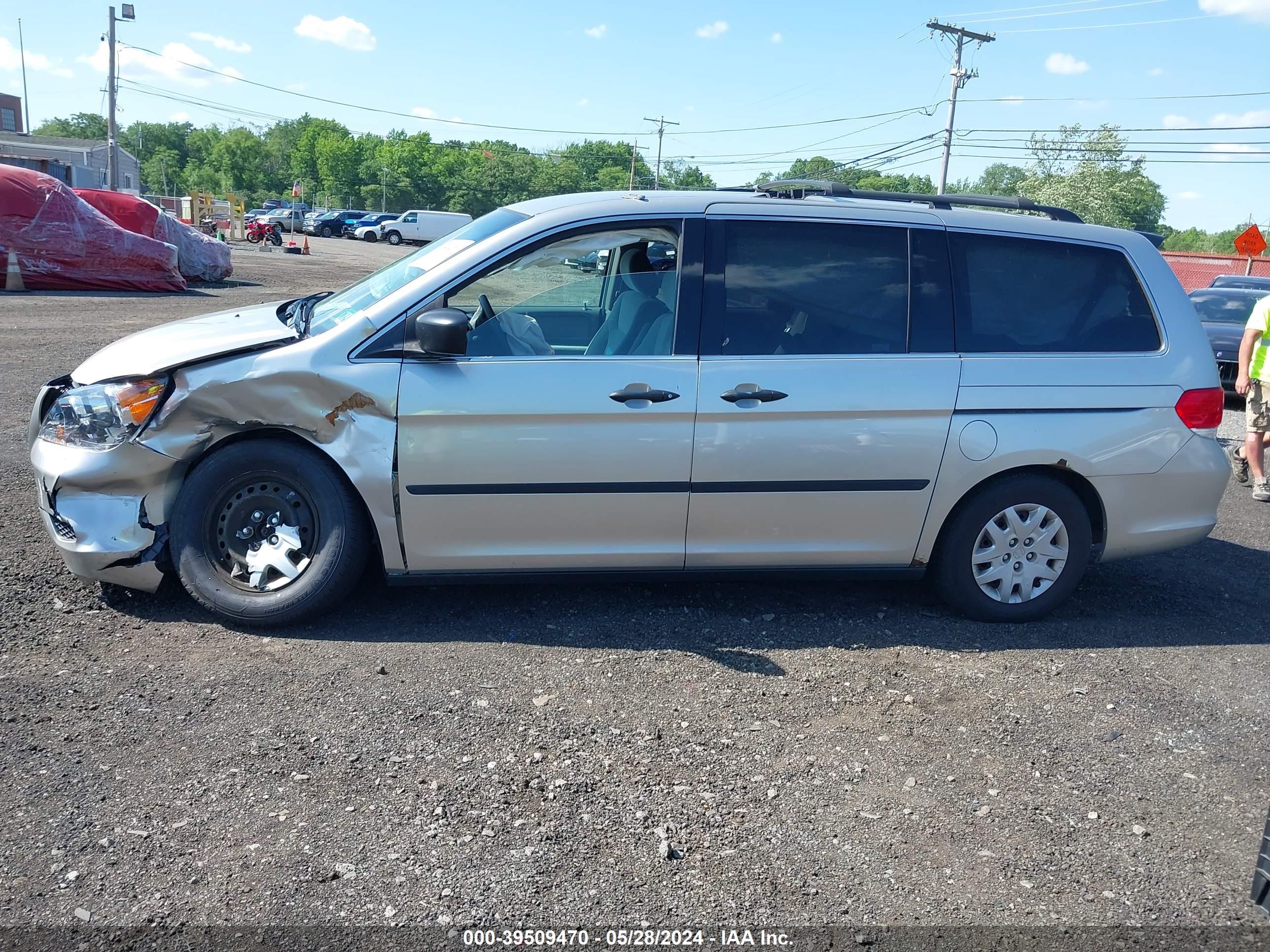 Photo 13 VIN: 5FNRL38249B057399 - HONDA ODYSSEY 