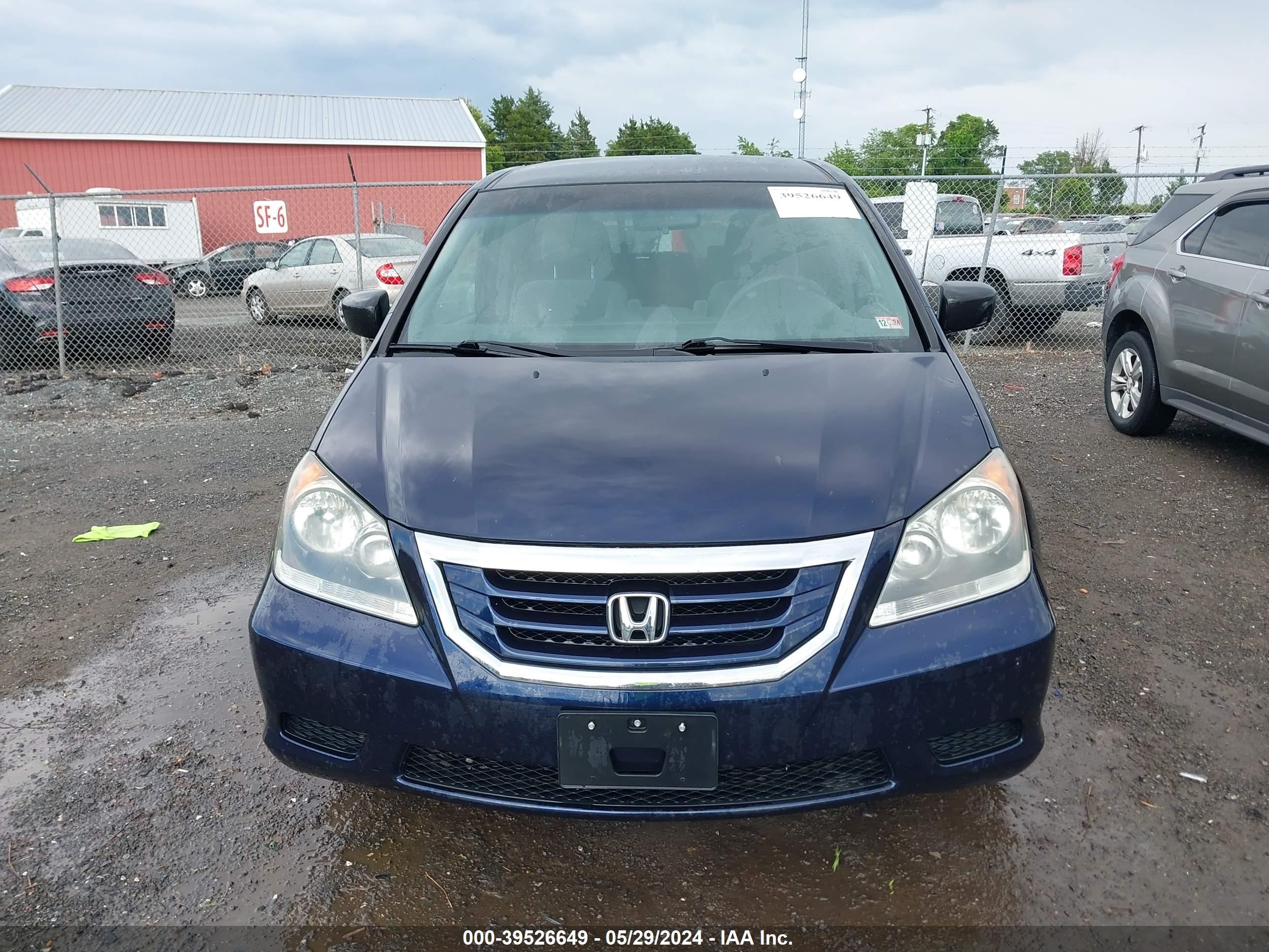 Photo 10 VIN: 5FNRL38258B085985 - HONDA ODYSSEY 