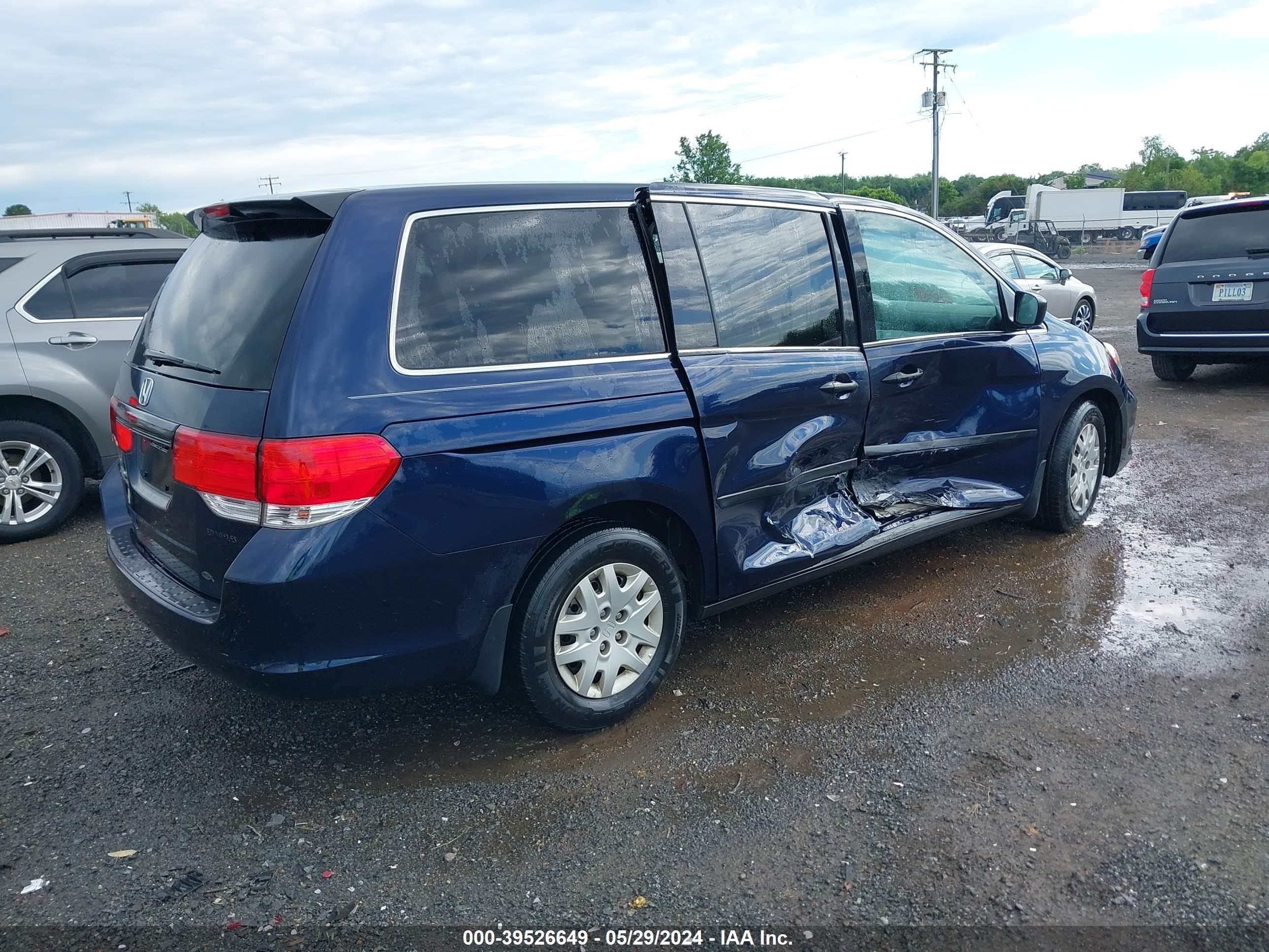 Photo 3 VIN: 5FNRL38258B085985 - HONDA ODYSSEY 