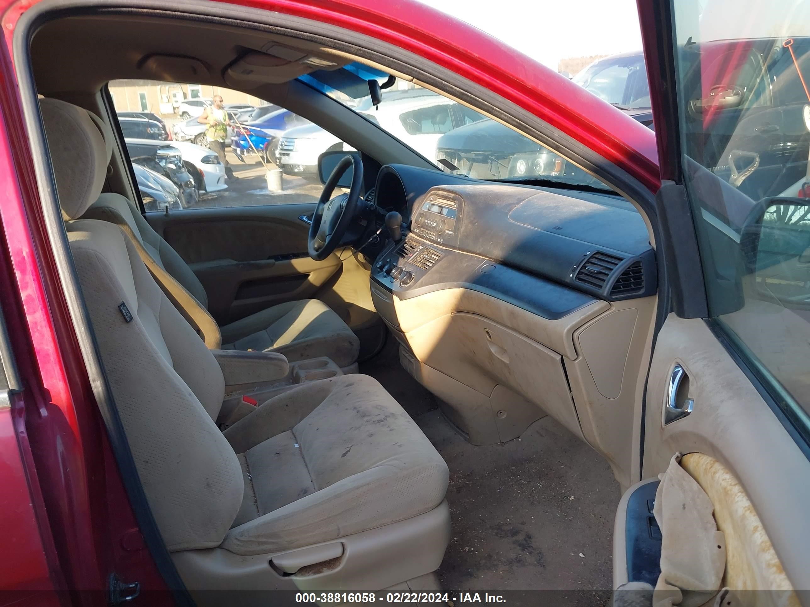 Photo 4 VIN: 5FNRL38266B076211 - HONDA ODYSSEY 