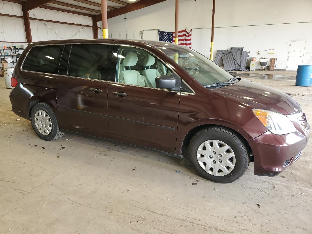 Photo 3 VIN: 5FNRL38268B017811 - HONDA ODYSSEY 