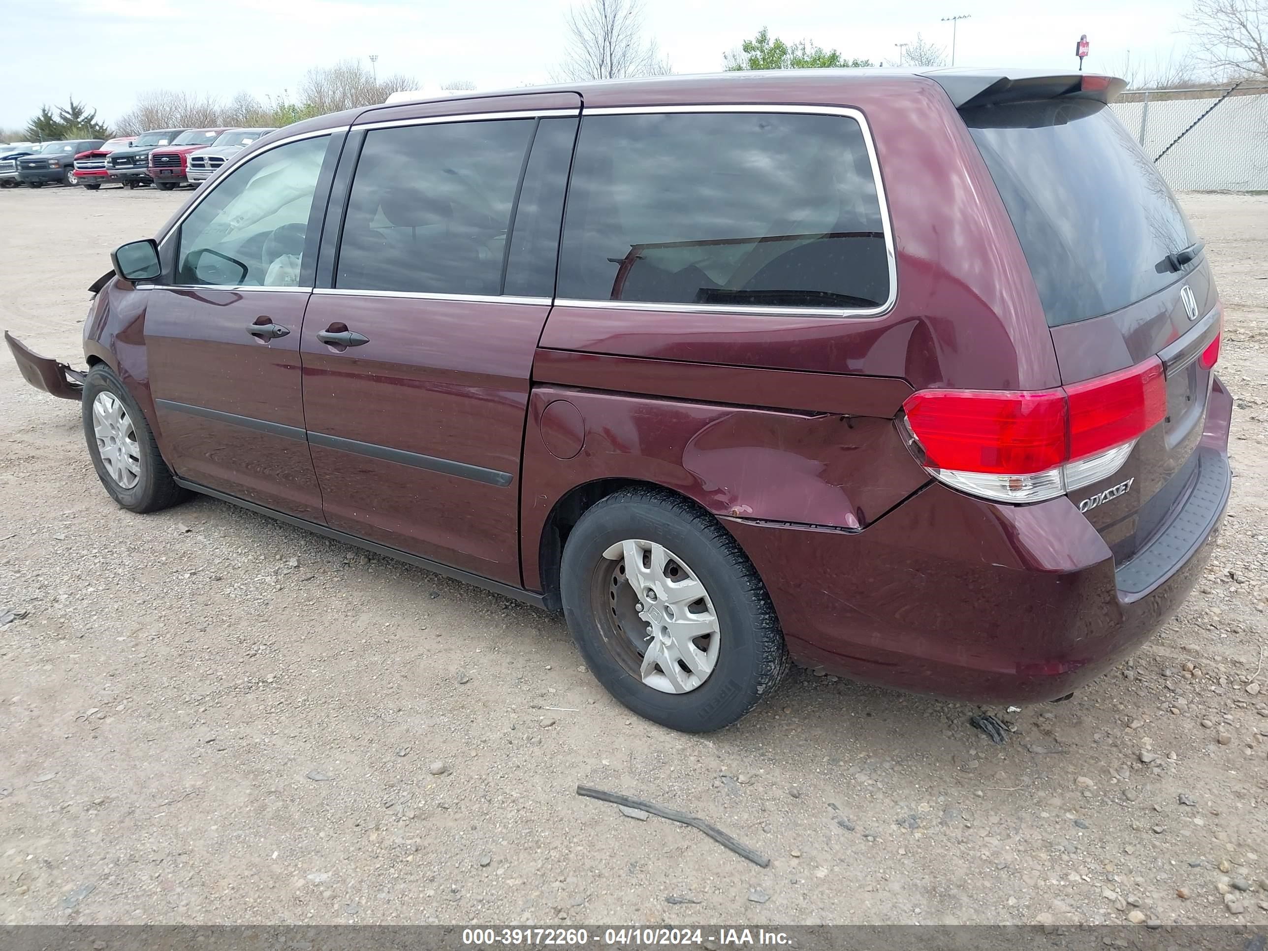 Photo 2 VIN: 5FNRL38269B031077 - HONDA ODYSSEY 