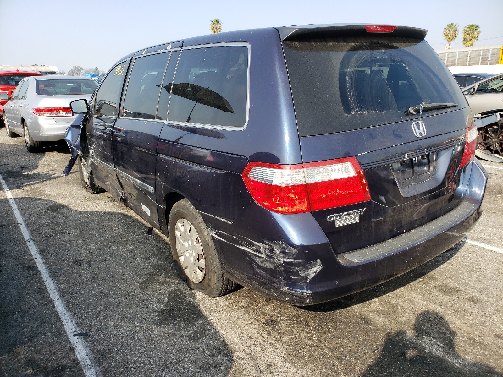 Photo 2 VIN: 5FNRL38276B067971 - HONDA ODYSSEY LX 