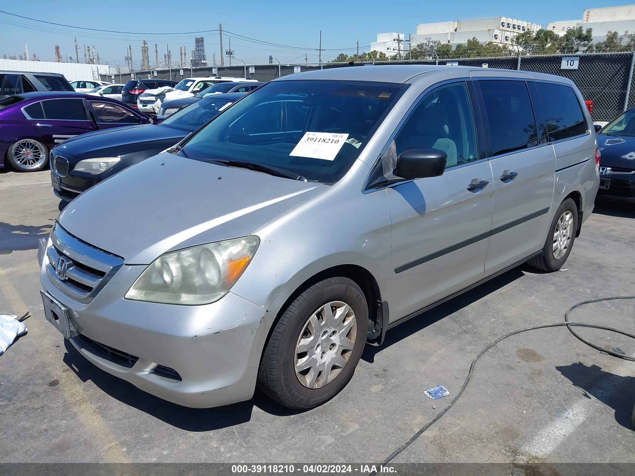 Photo 1 VIN: 5FNRL38277B137244 - HONDA ODYSSEY 