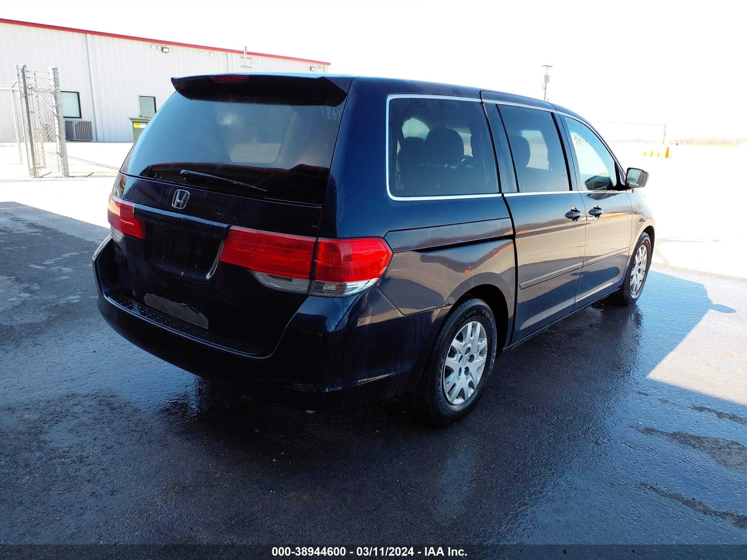 Photo 3 VIN: 5FNRL38278B049389 - HONDA ODYSSEY 