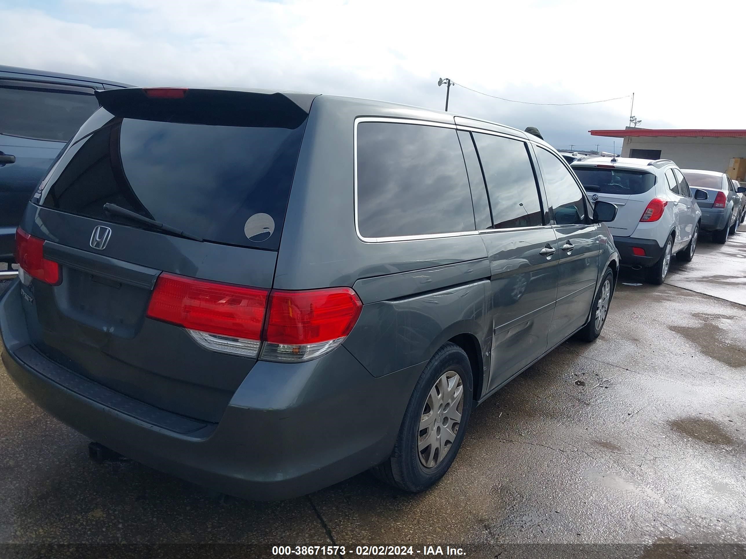 Photo 3 VIN: 5FNRL38288B053967 - HONDA ODYSSEY 