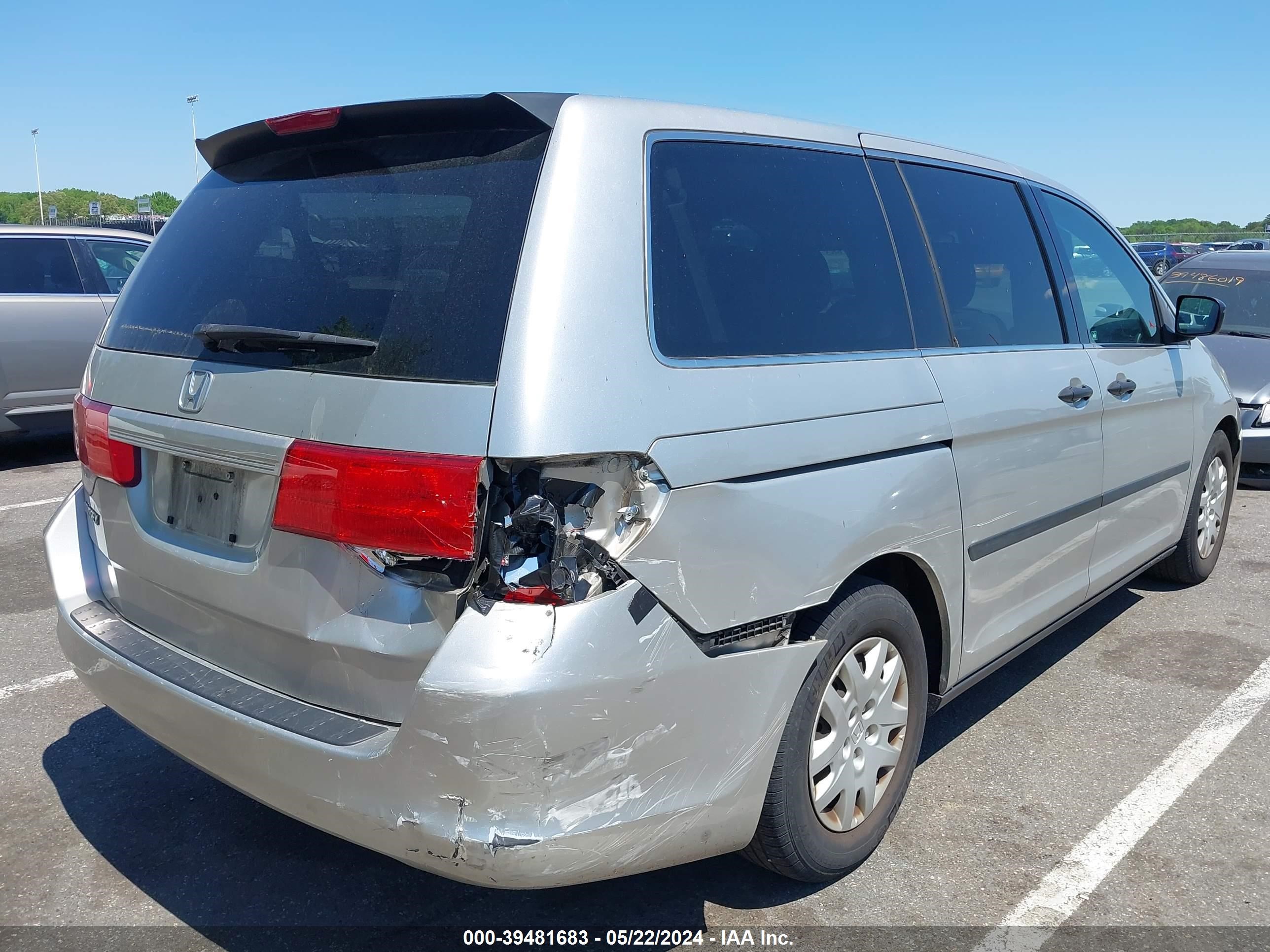 Photo 3 VIN: 5FNRL38288B113973 - HONDA ODYSSEY 