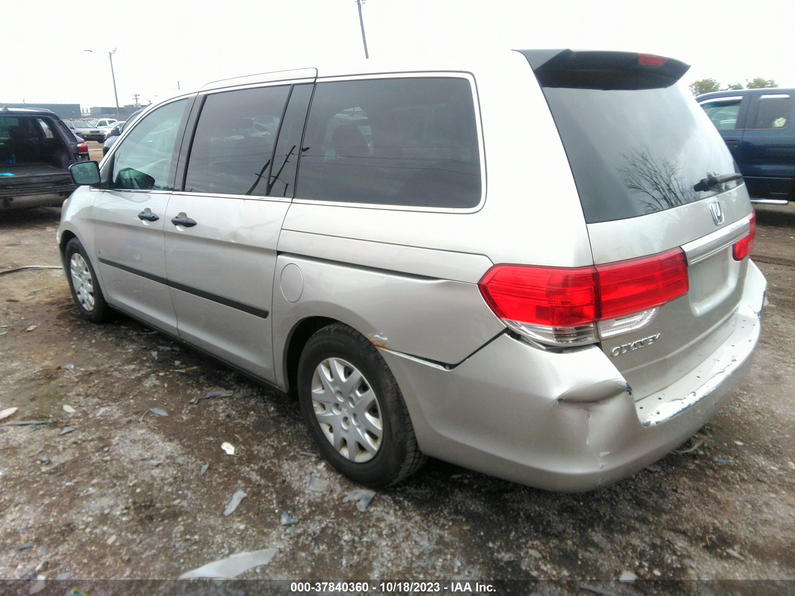 Photo 2 VIN: 5FNRL38298B093507 - HONDA ODYSSEY 