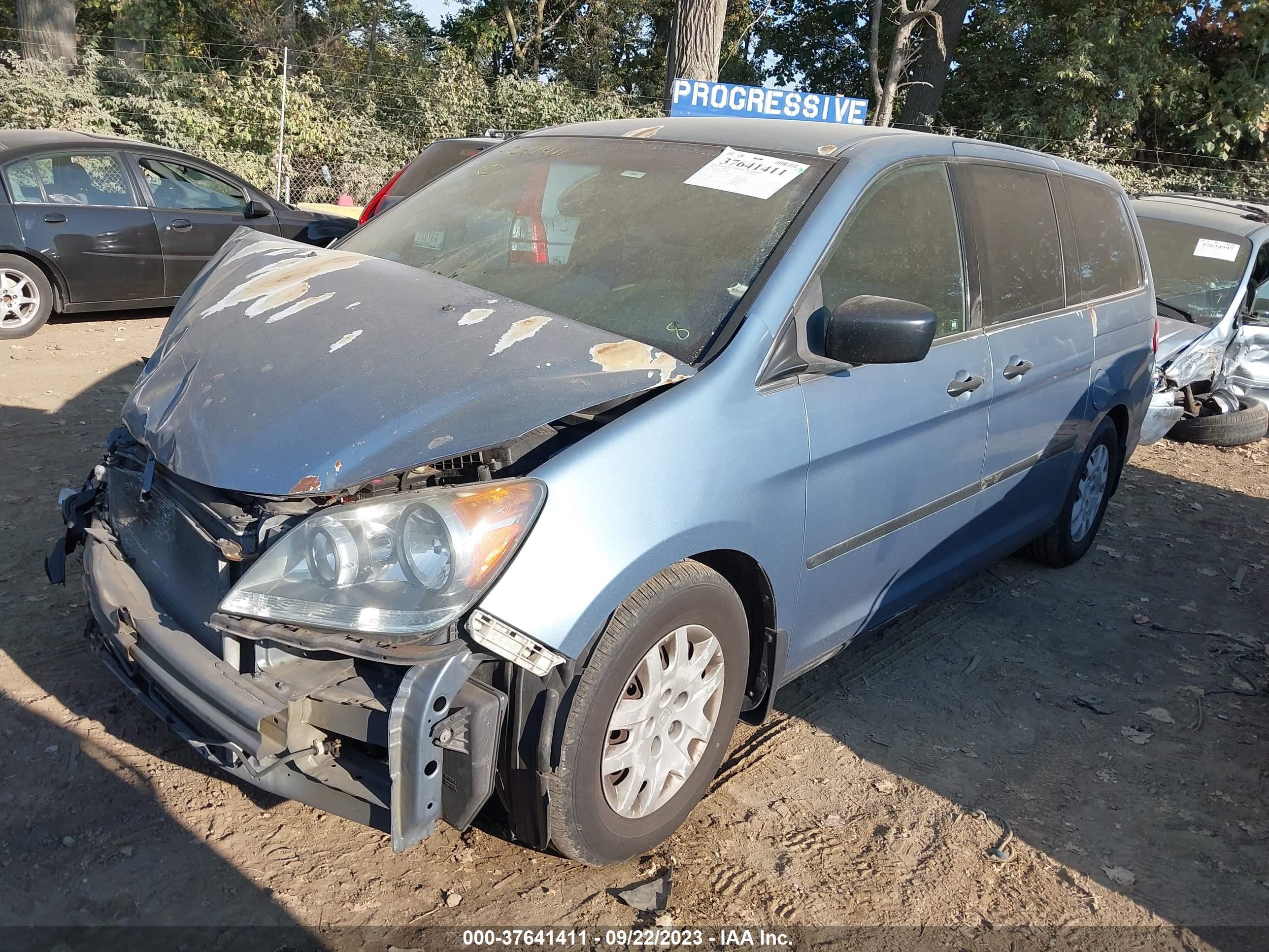 Photo 1 VIN: 5FNRL382X9B040848 - HONDA ODYSSEY 