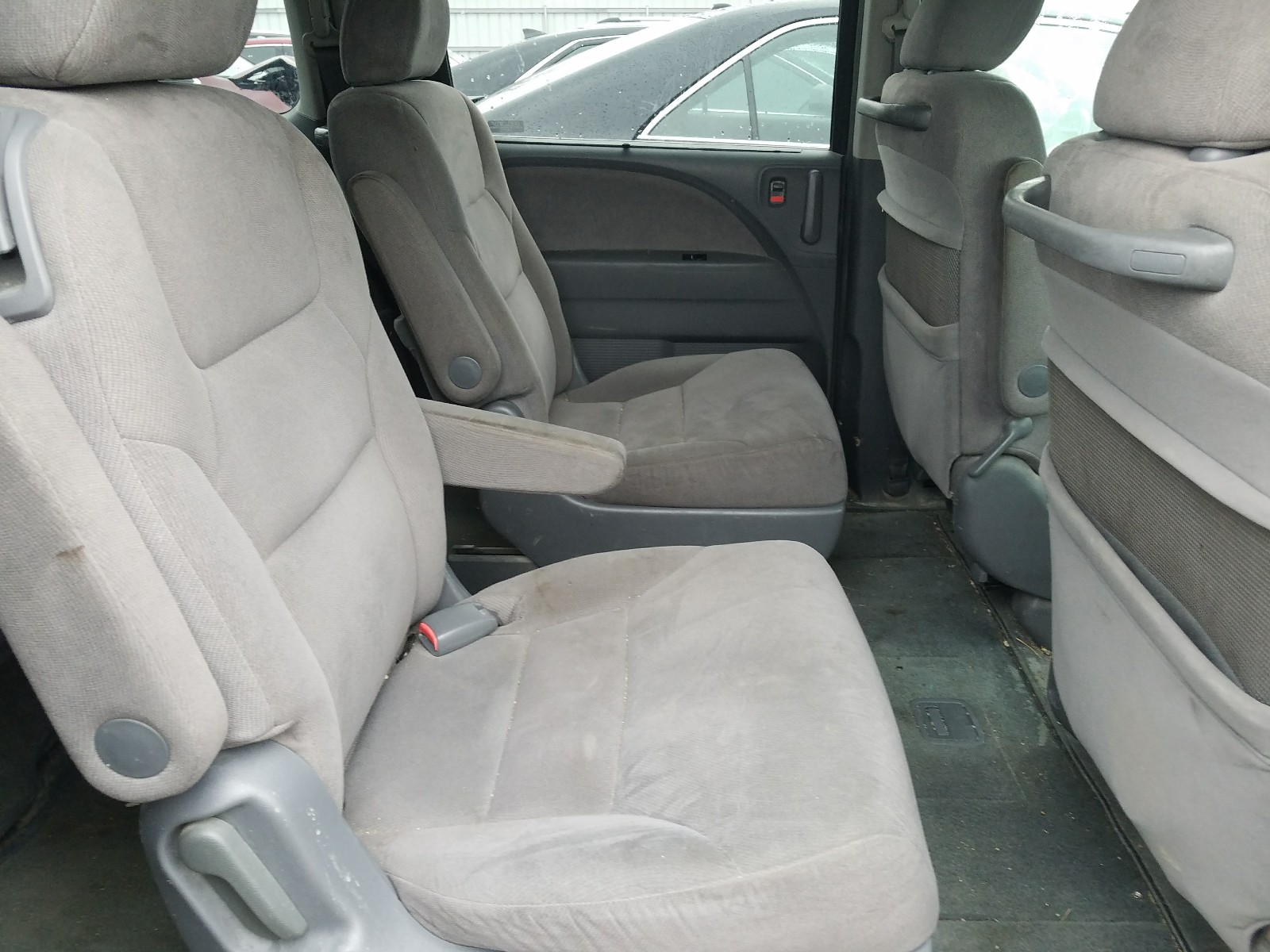 Photo 5 VIN: 5FNRL38405B005005 - HONDA ODYSSEY EX 