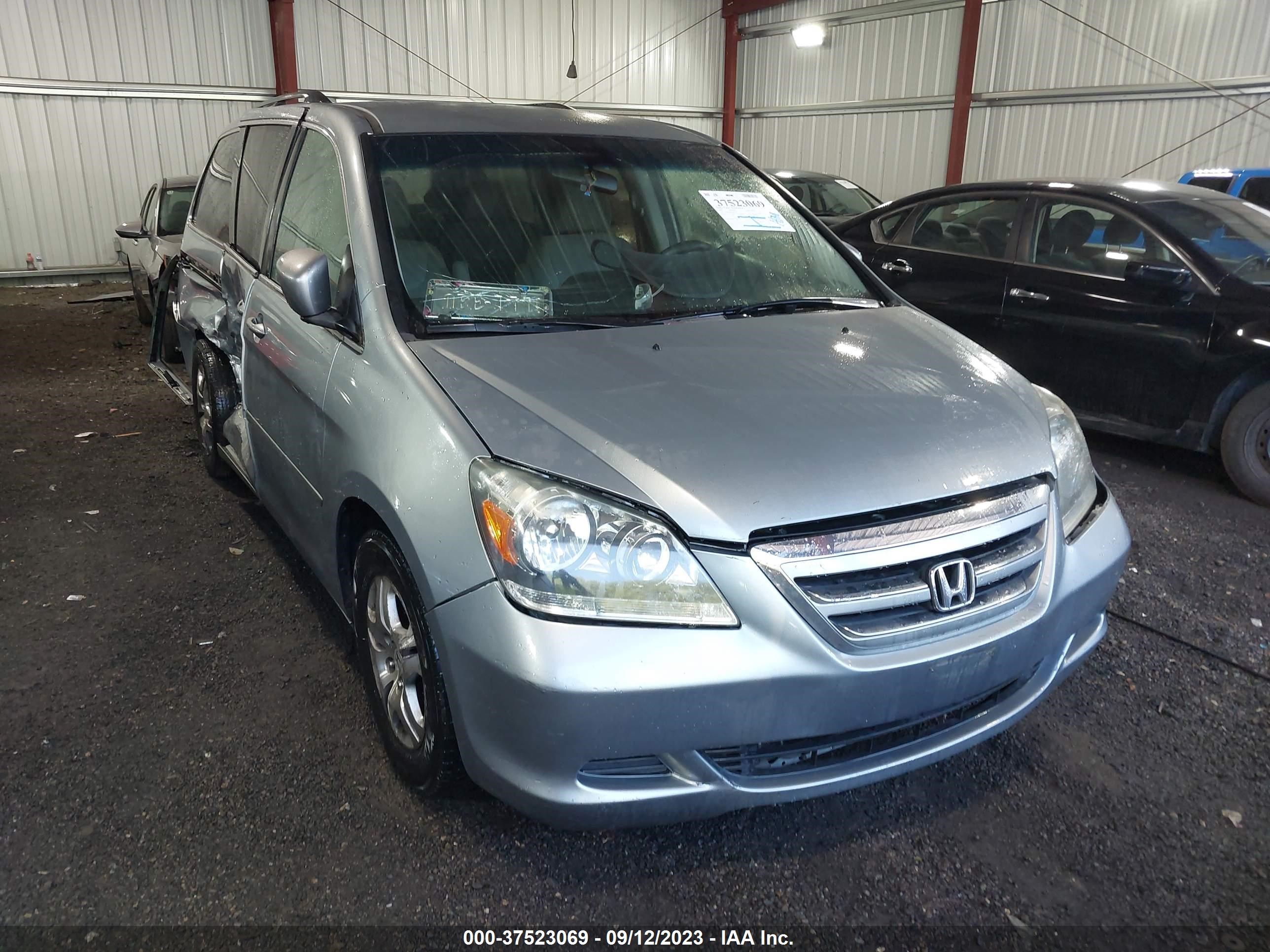 Photo 0 VIN: 5FNRL38407B093217 - HONDA ODYSSEY 