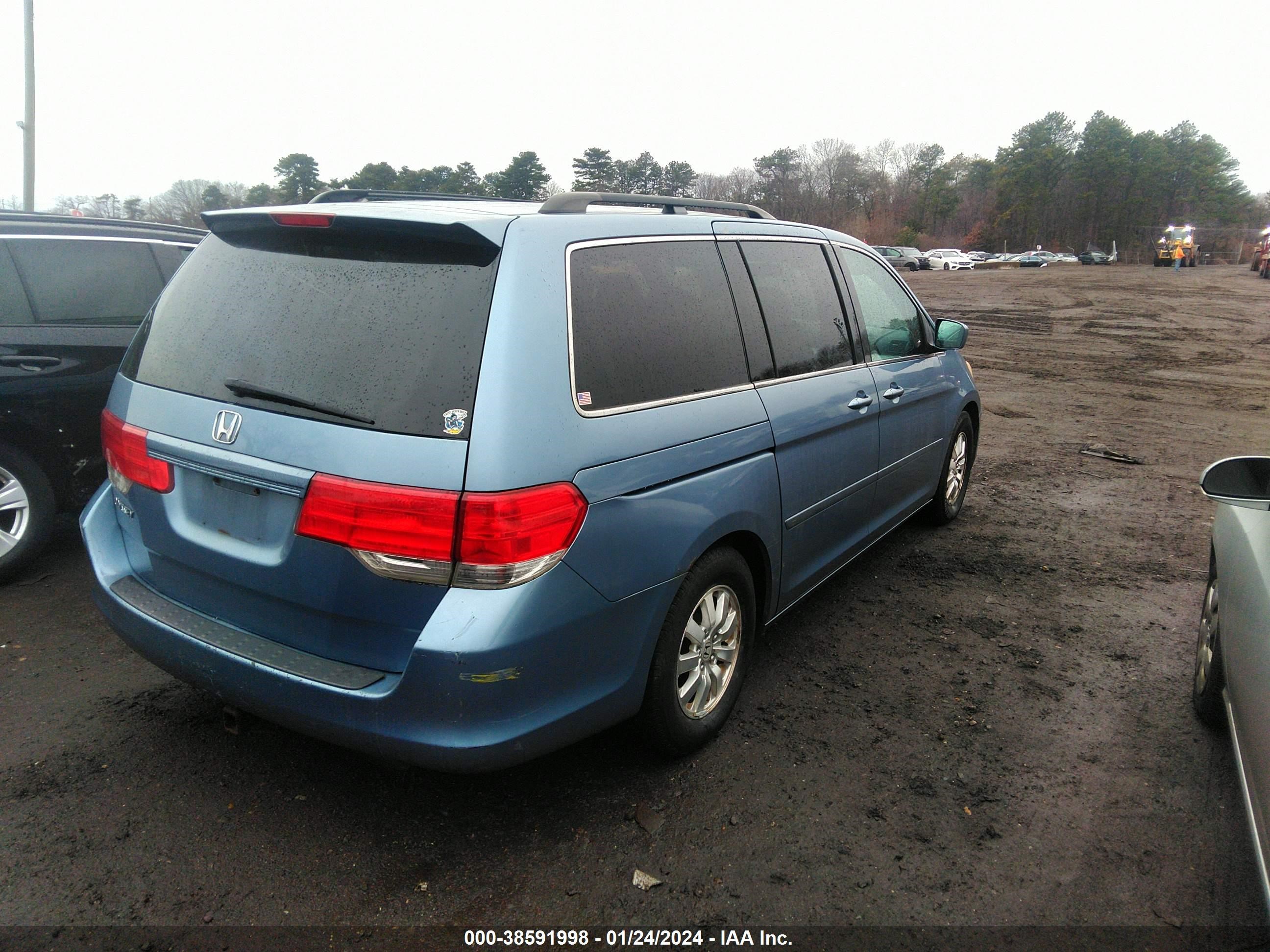 Photo 3 VIN: 5FNRL38408B032953 - HONDA ODYSSEY 