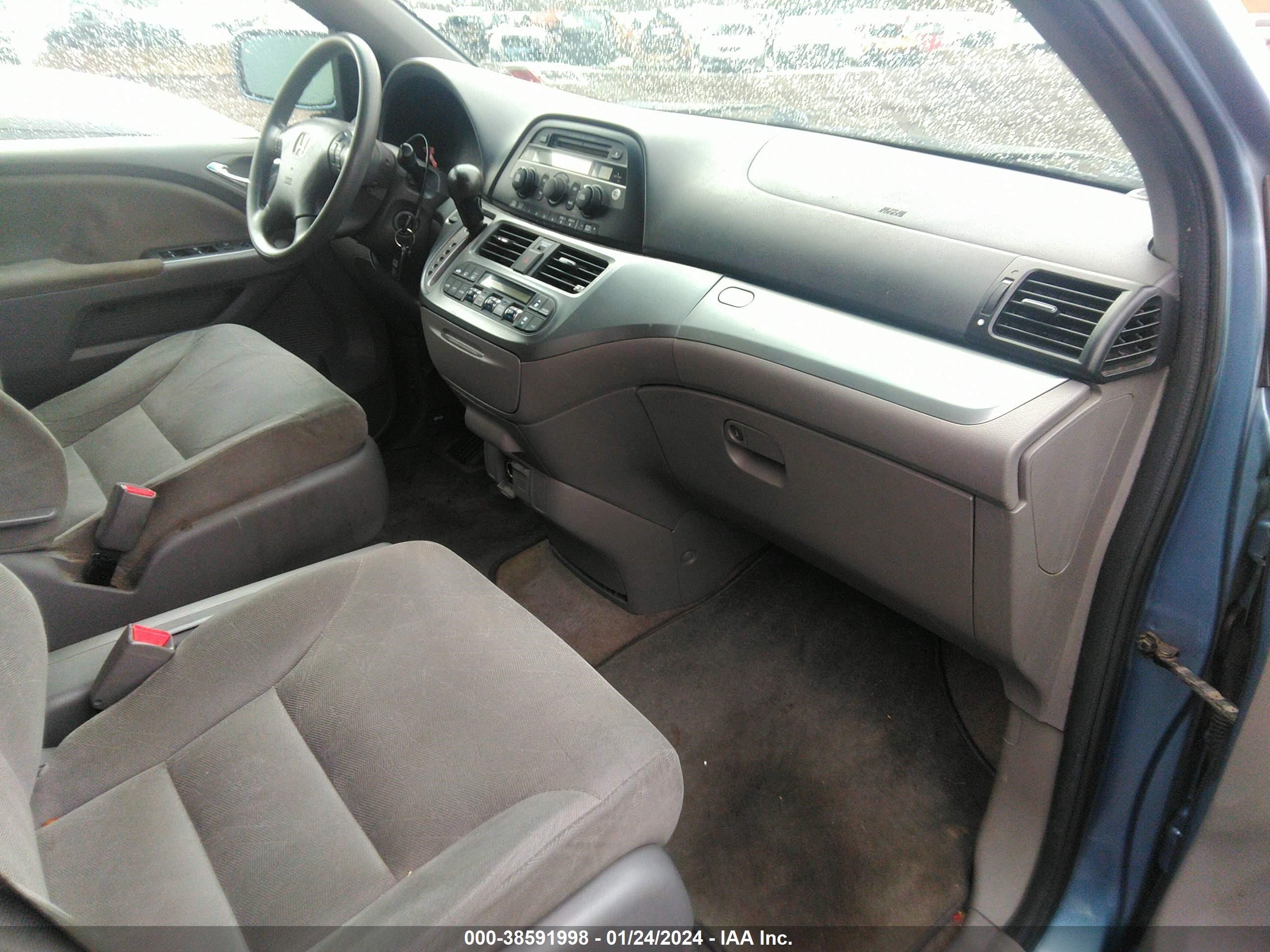 Photo 4 VIN: 5FNRL38408B032953 - HONDA ODYSSEY 