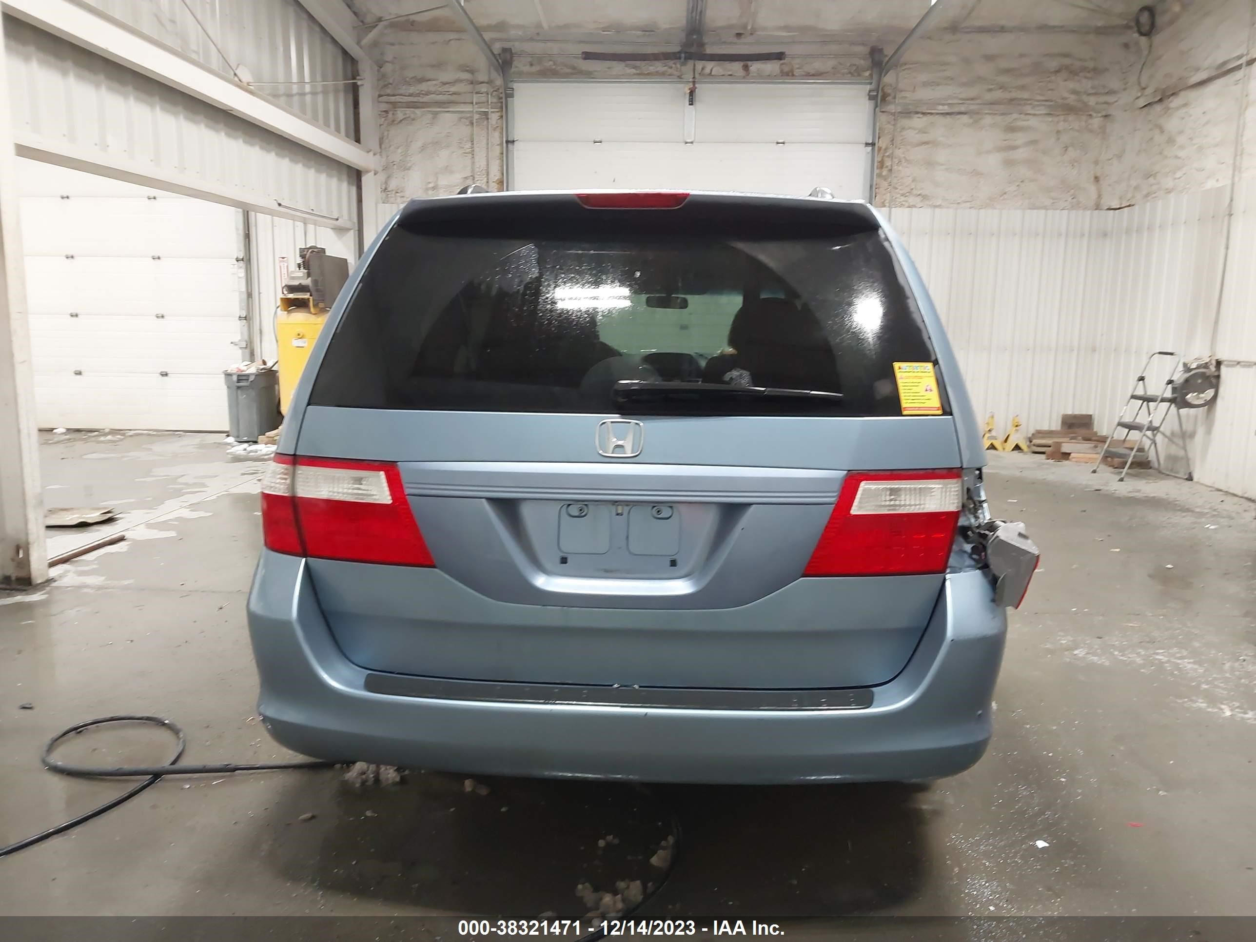 Photo 15 VIN: 5FNRL38417B096997 - HONDA ODYSSEY 