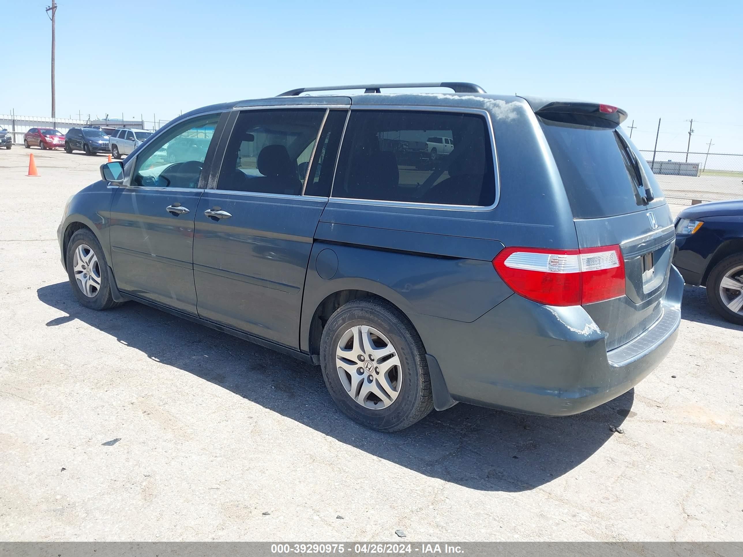 Photo 2 VIN: 5FNRL38425B032075 - HONDA ODYSSEY 