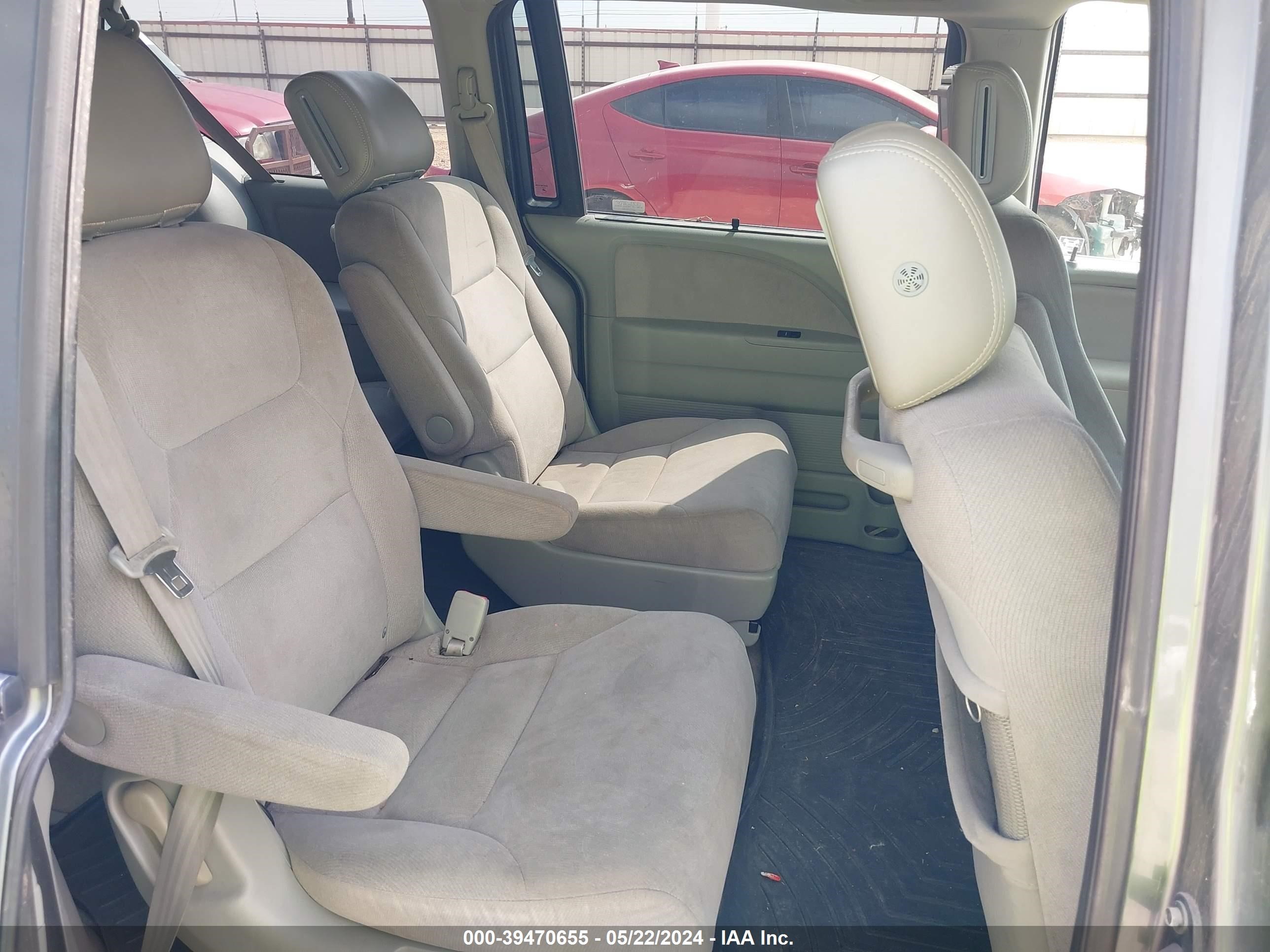 Photo 7 VIN: 5FNRL38427B450137 - HONDA ODYSSEY 