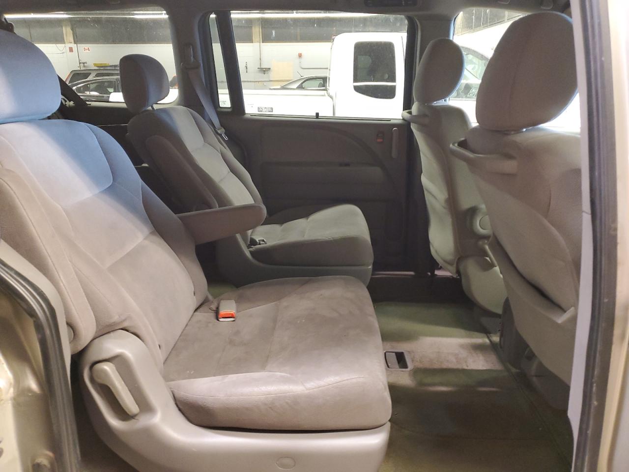 Photo 10 VIN: 5FNRL38428B001140 - HONDA ODYSSEY 