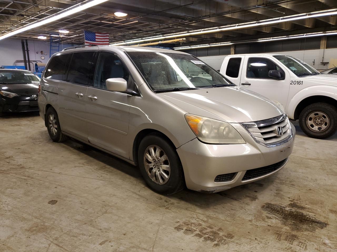 Photo 3 VIN: 5FNRL38428B001140 - HONDA ODYSSEY 