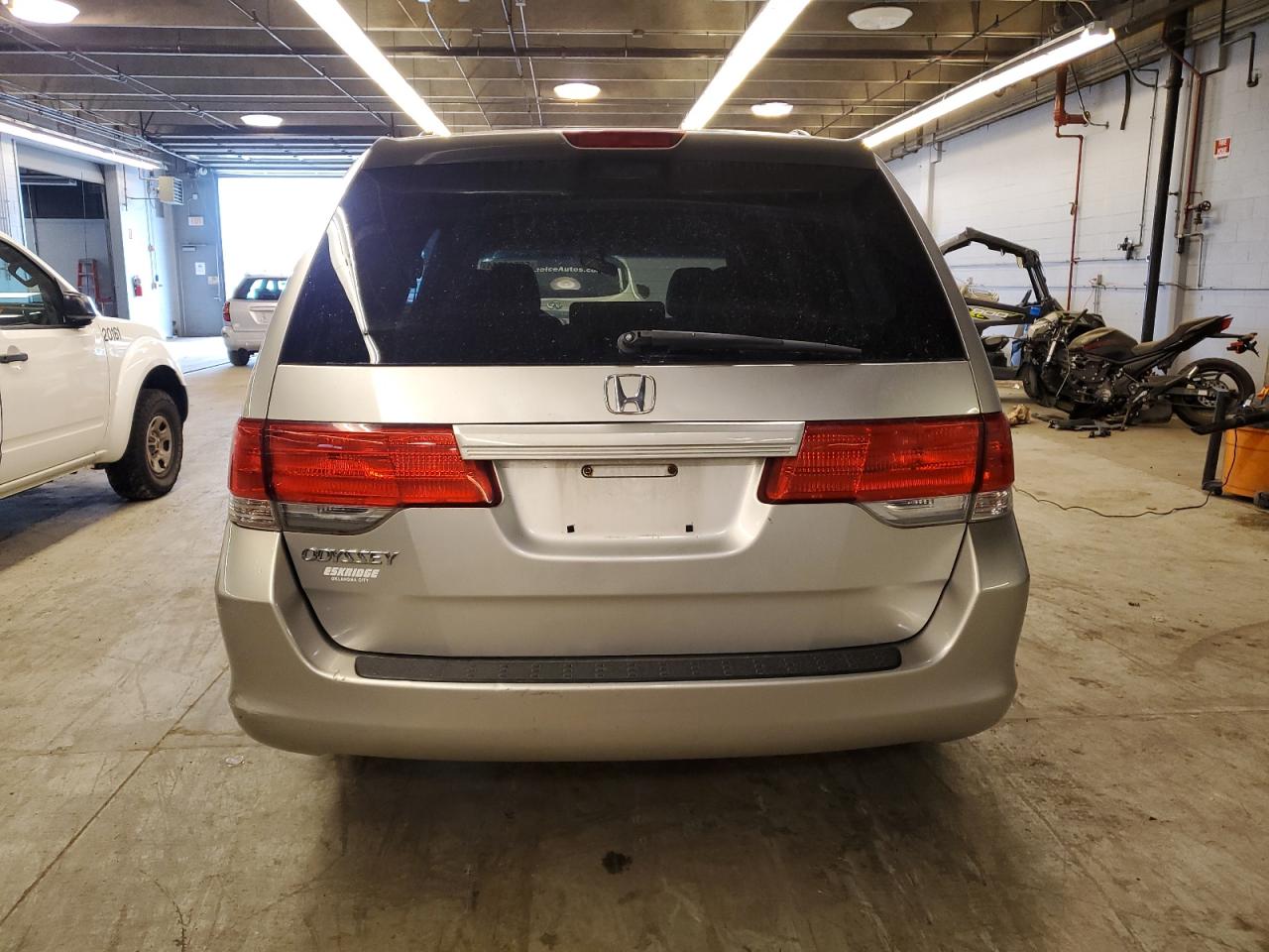 Photo 5 VIN: 5FNRL38428B001140 - HONDA ODYSSEY 