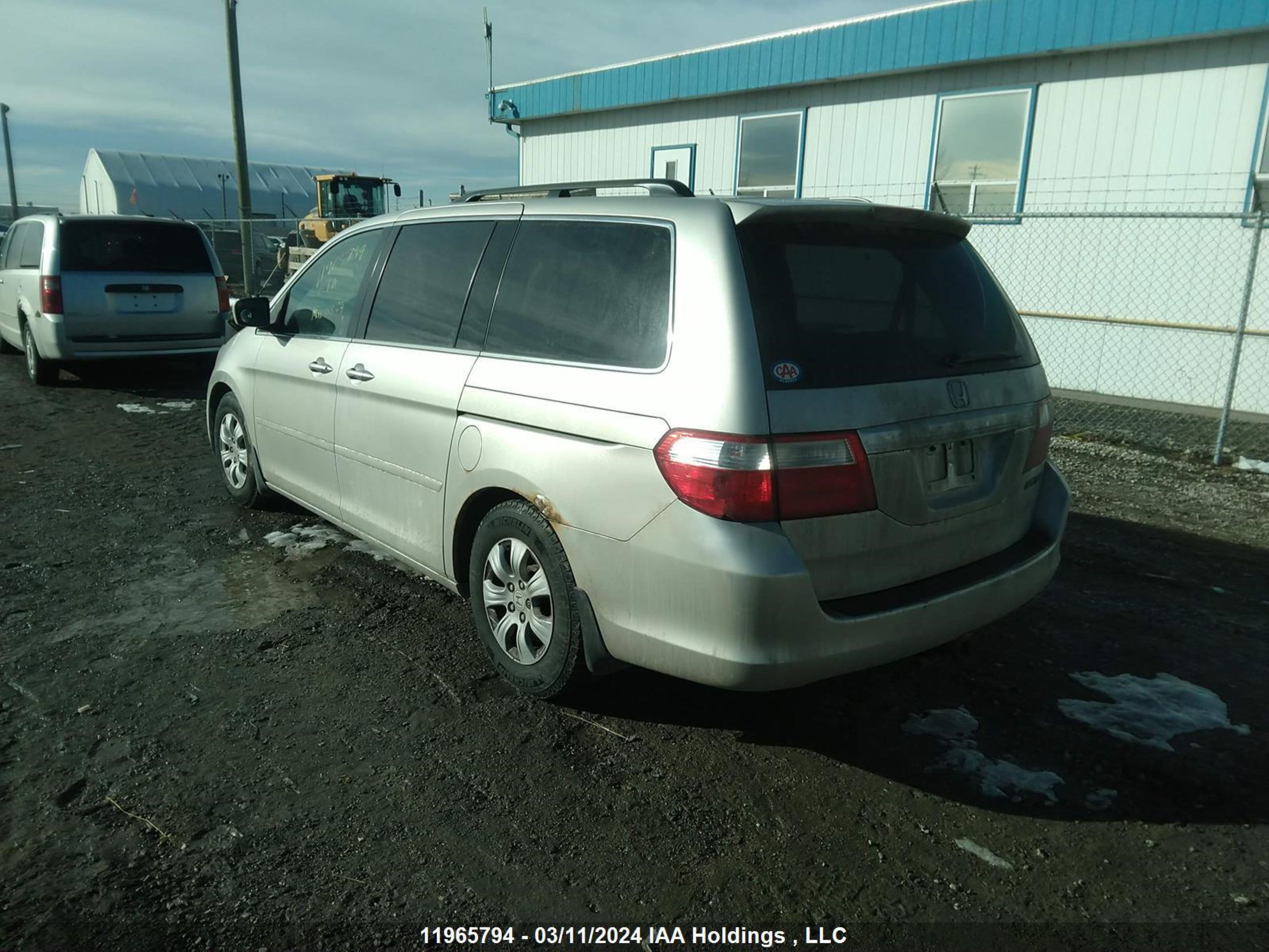 Photo 2 VIN: 5FNRL38435B508866 - HONDA ODYSSEY 