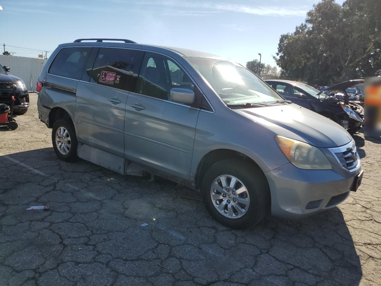 Photo 3 VIN: 5FNRL38448B055202 - HONDA ODYSSEY 