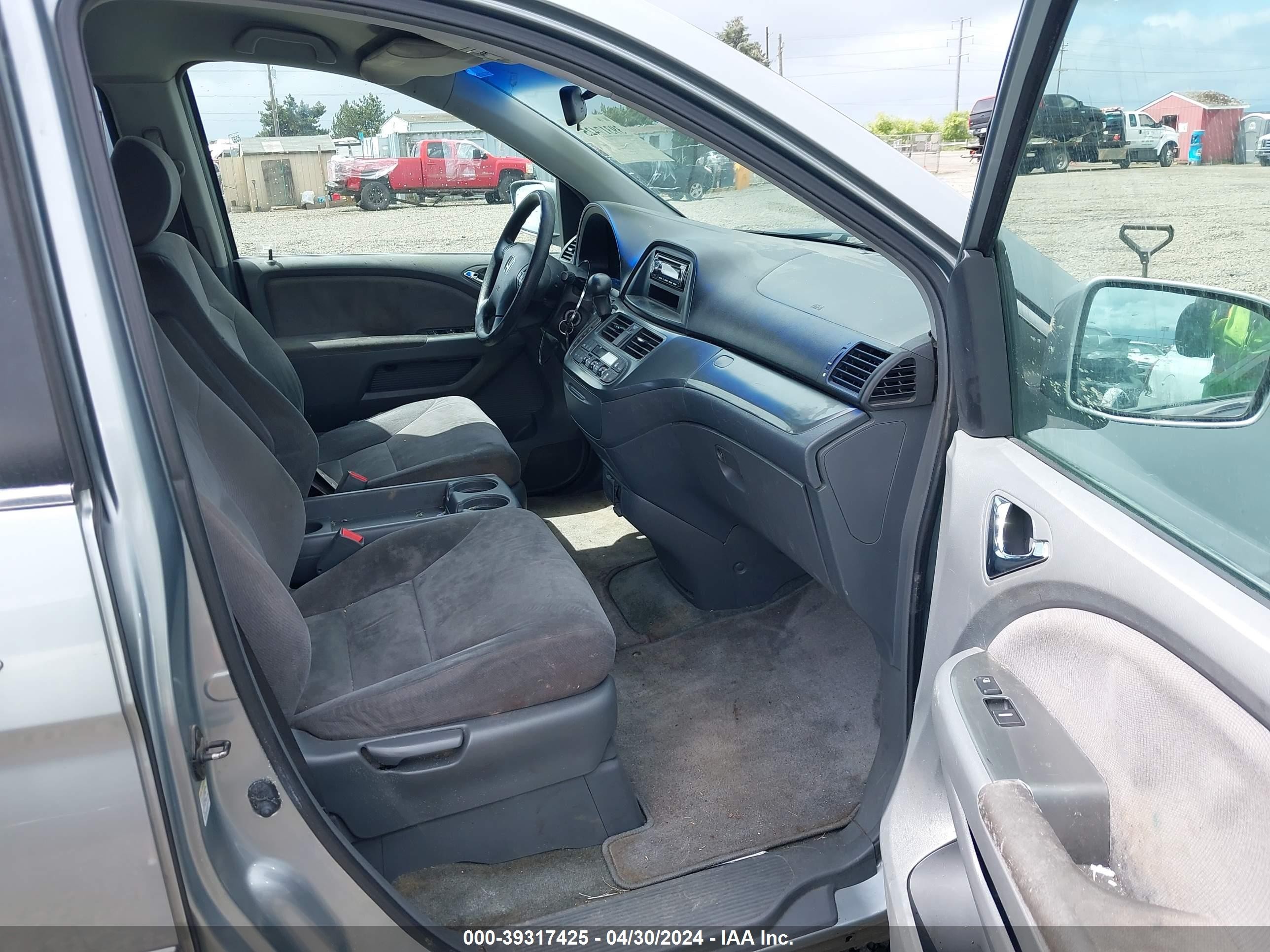 Photo 4 VIN: 5FNRL38456B104453 - HONDA ODYSSEY 