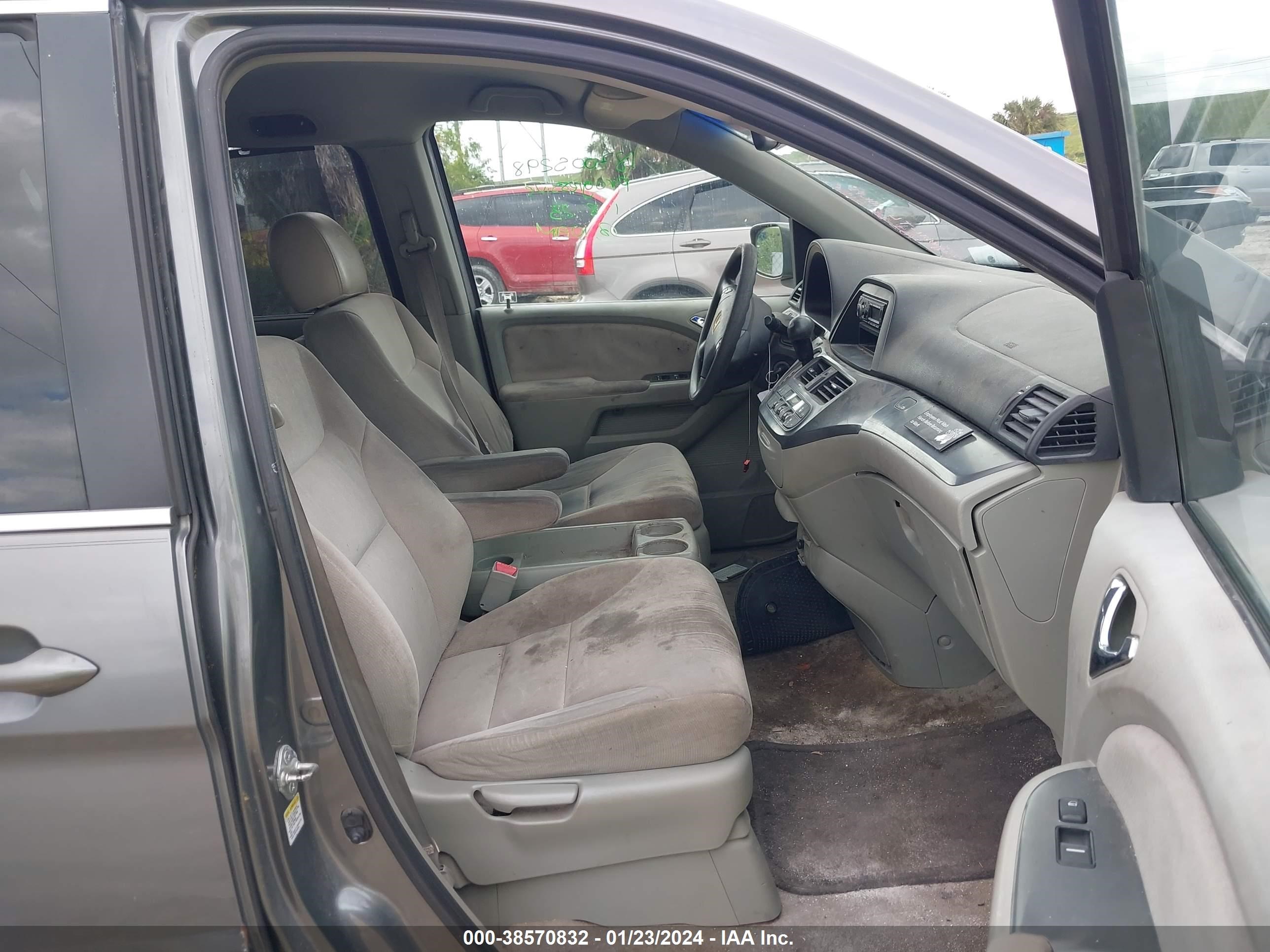 Photo 4 VIN: 5FNRL38457B047852 - HONDA ODYSSEY 