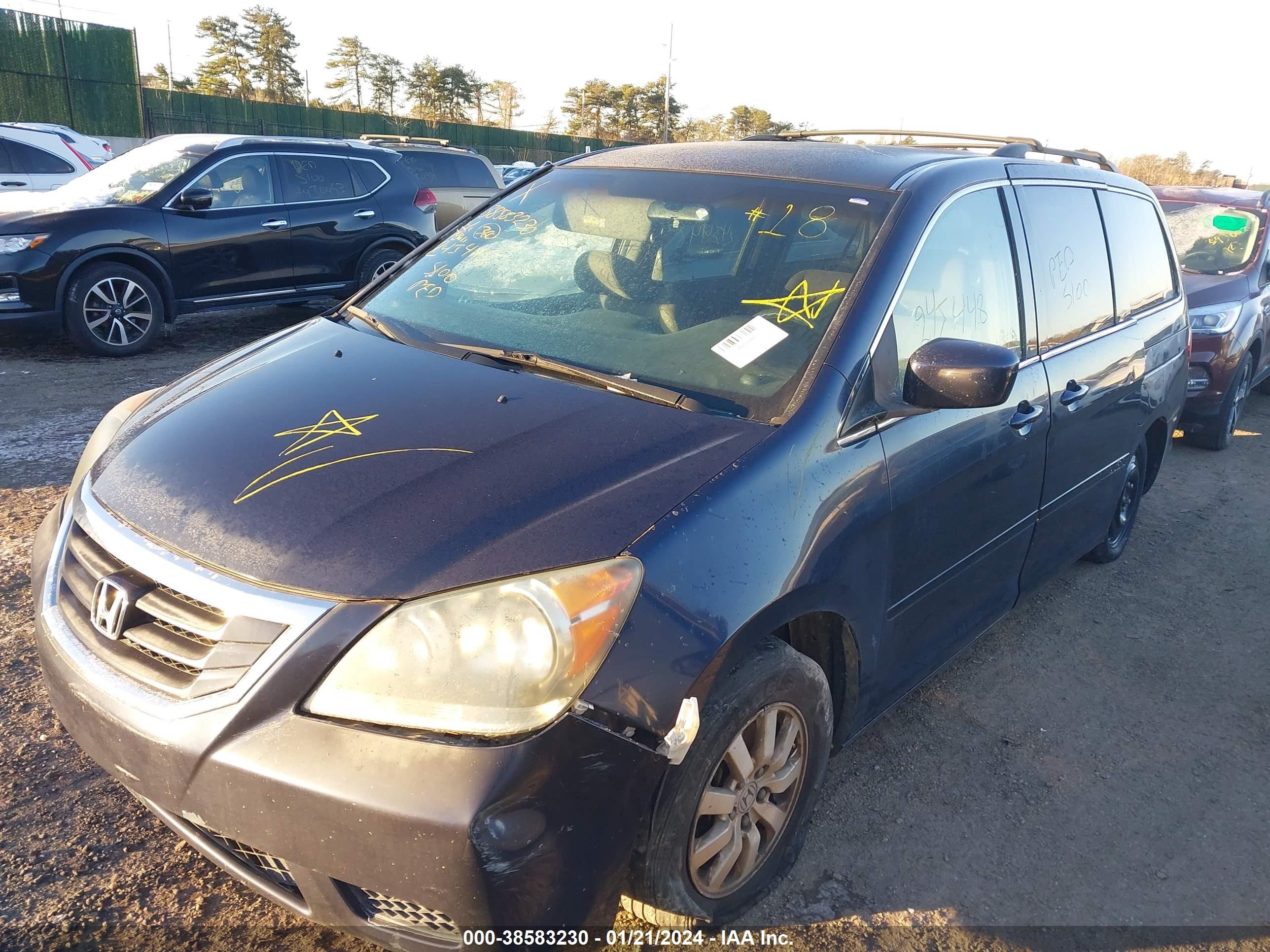 Photo 1 VIN: 5FNRL38458B016358 - HONDA ODYSSEY 