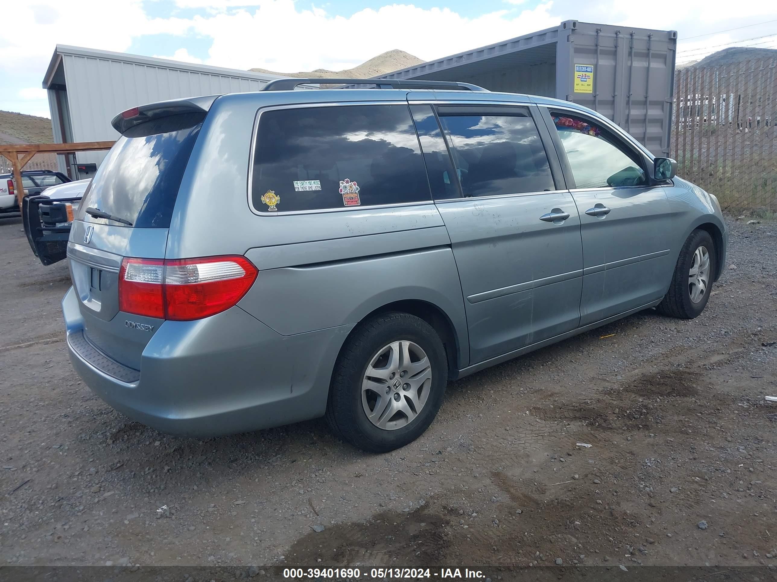 Photo 3 VIN: 5FNRL38465B101303 - HONDA ODYSSEY 