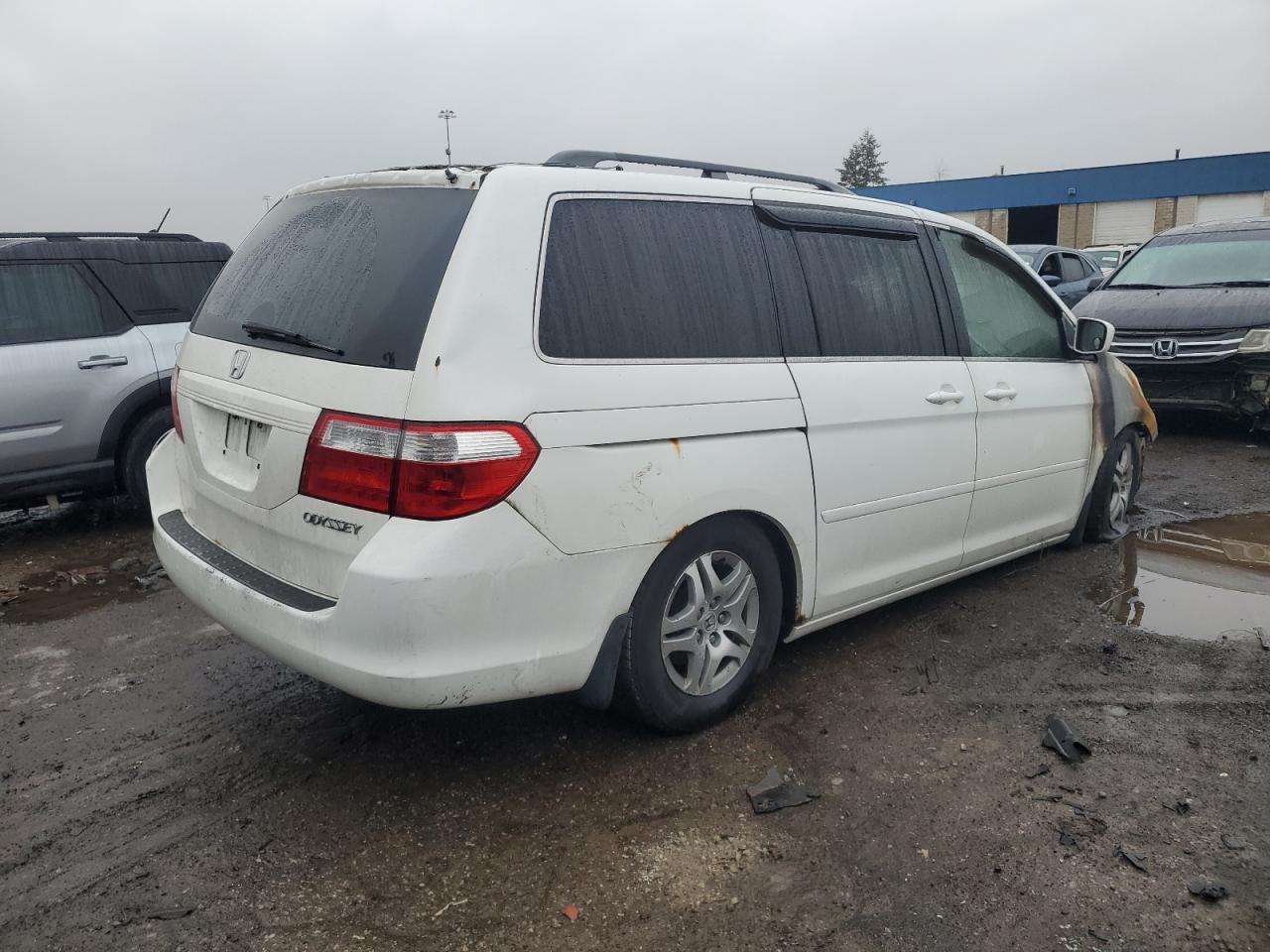 Photo 2 VIN: 5FNRL38465B422368 - HONDA ODYSSEY 