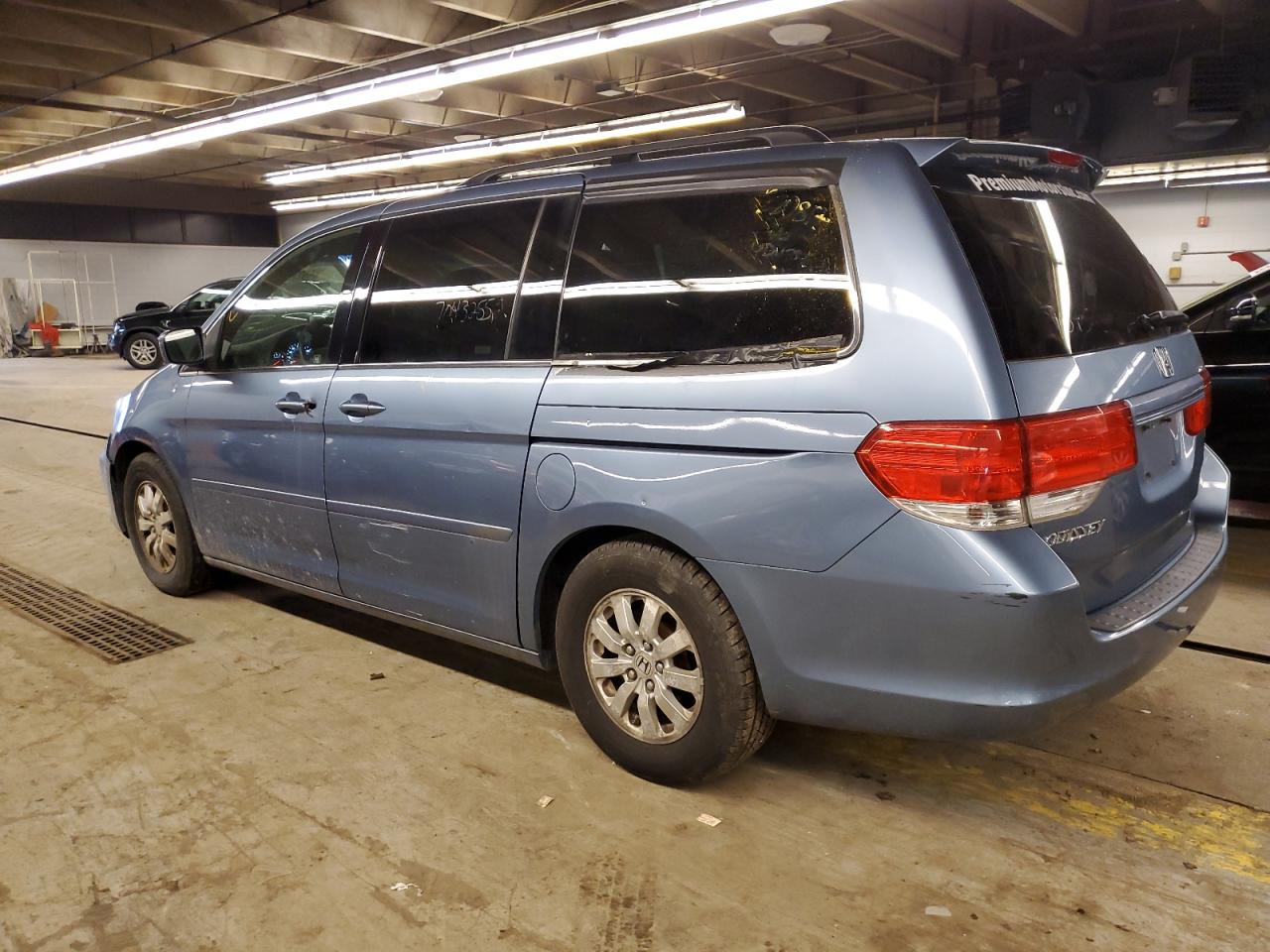 Photo 1 VIN: 5FNRL38468B031807 - HONDA ODYSSEY 