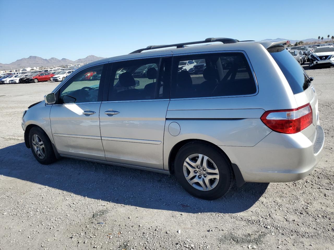 Photo 1 VIN: 5FNRL38475B018141 - HONDA ODYSSEY 