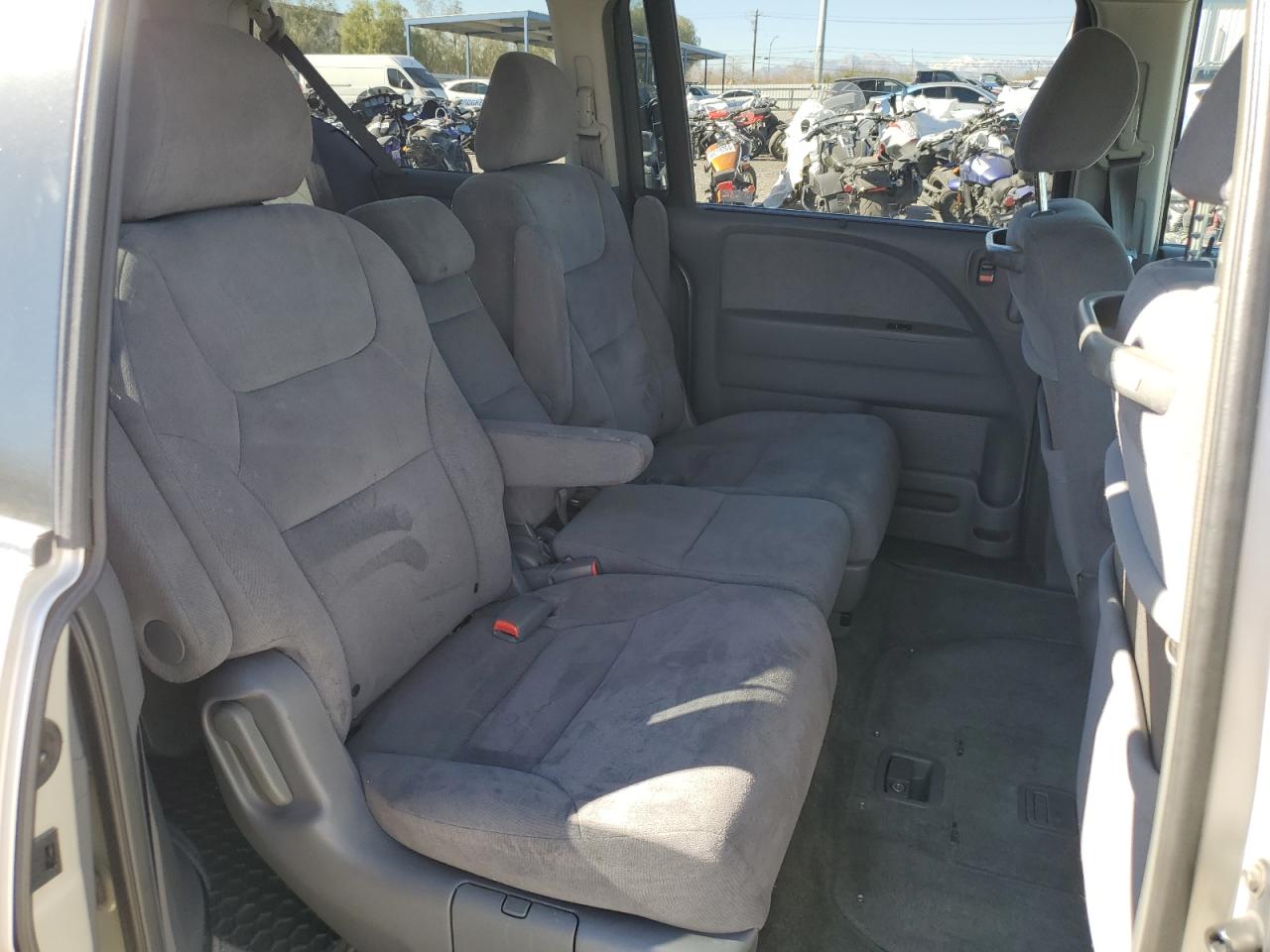 Photo 10 VIN: 5FNRL38475B018141 - HONDA ODYSSEY 