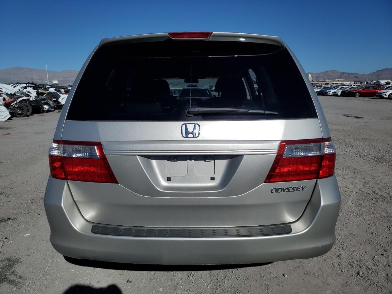 Photo 5 VIN: 5FNRL38475B018141 - HONDA ODYSSEY 