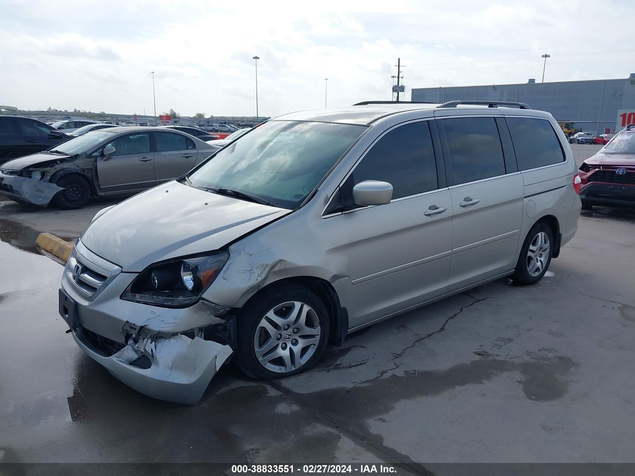 Photo 1 VIN: 5FNRL38475B404106 - HONDA ODYSSEY 