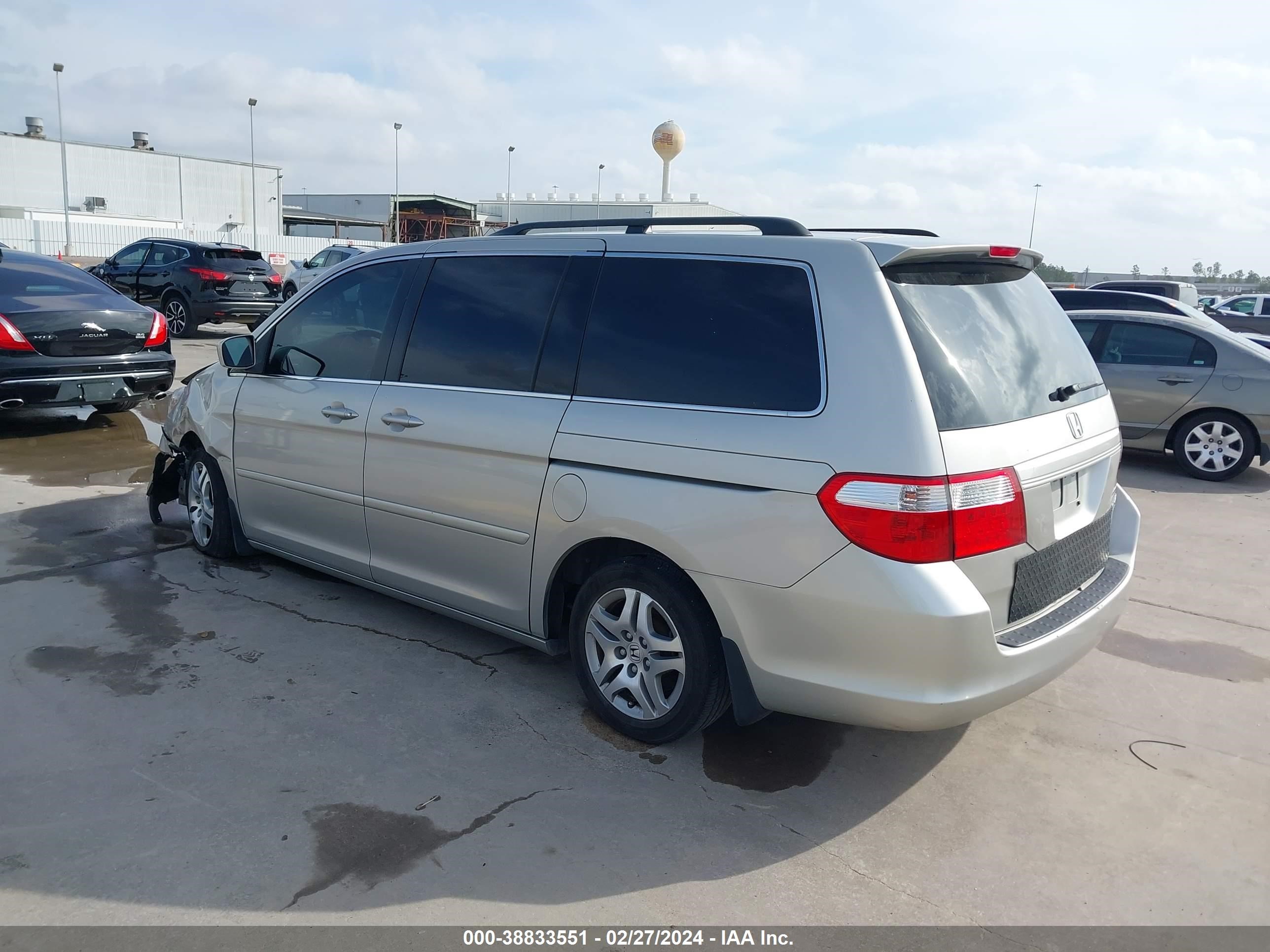 Photo 2 VIN: 5FNRL38475B404106 - HONDA ODYSSEY 