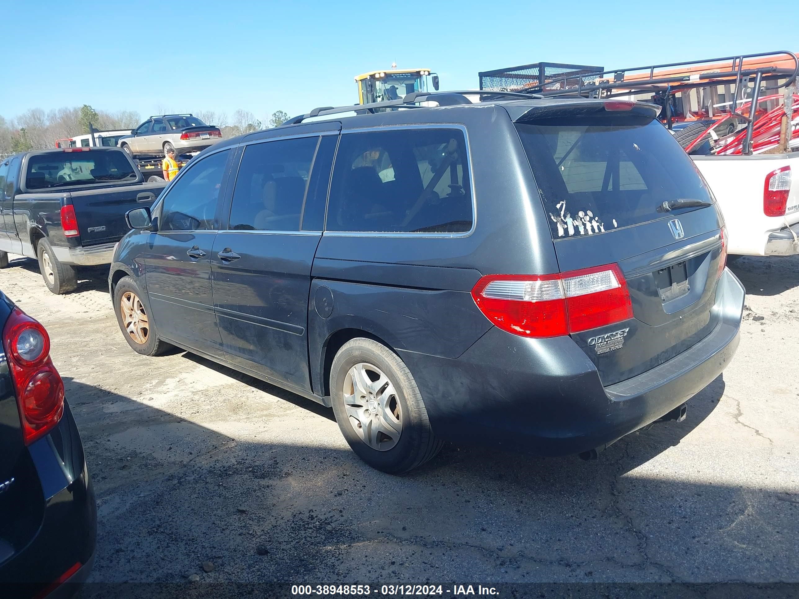 Photo 2 VIN: 5FNRL38476B127796 - HONDA ODYSSEY 