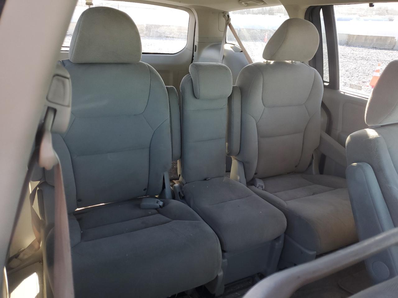 Photo 10 VIN: 5FNRL38478B021660 - HONDA ODYSSEY 