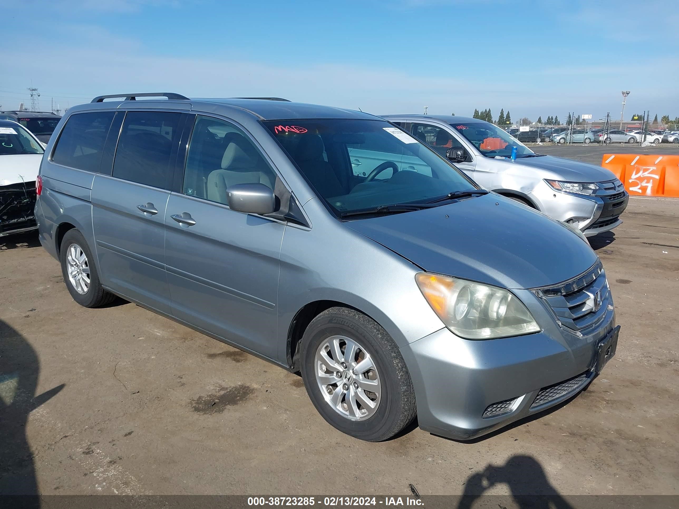 Photo 0 VIN: 5FNRL38488B050861 - HONDA ODYSSEY 