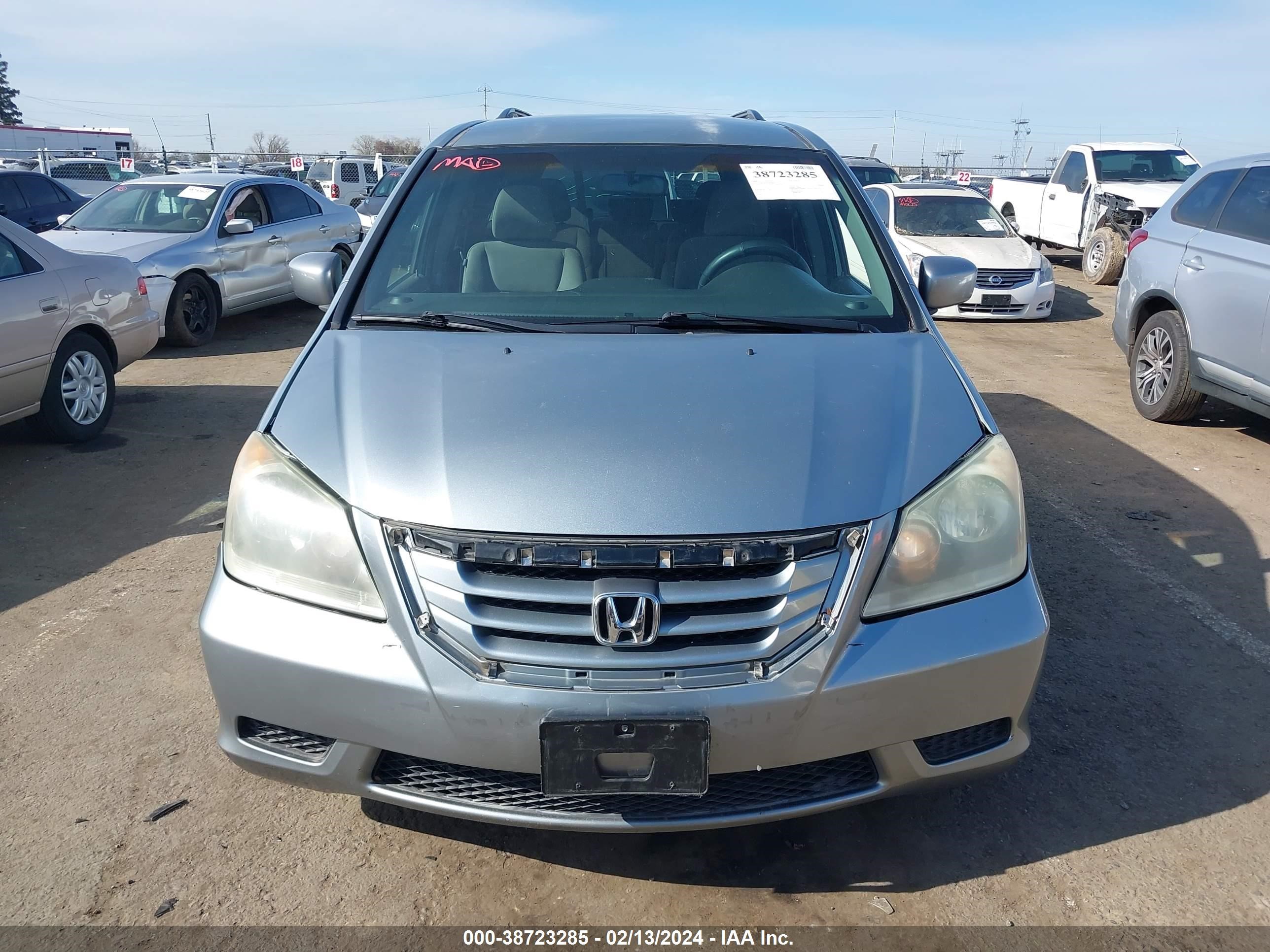 Photo 5 VIN: 5FNRL38488B050861 - HONDA ODYSSEY 