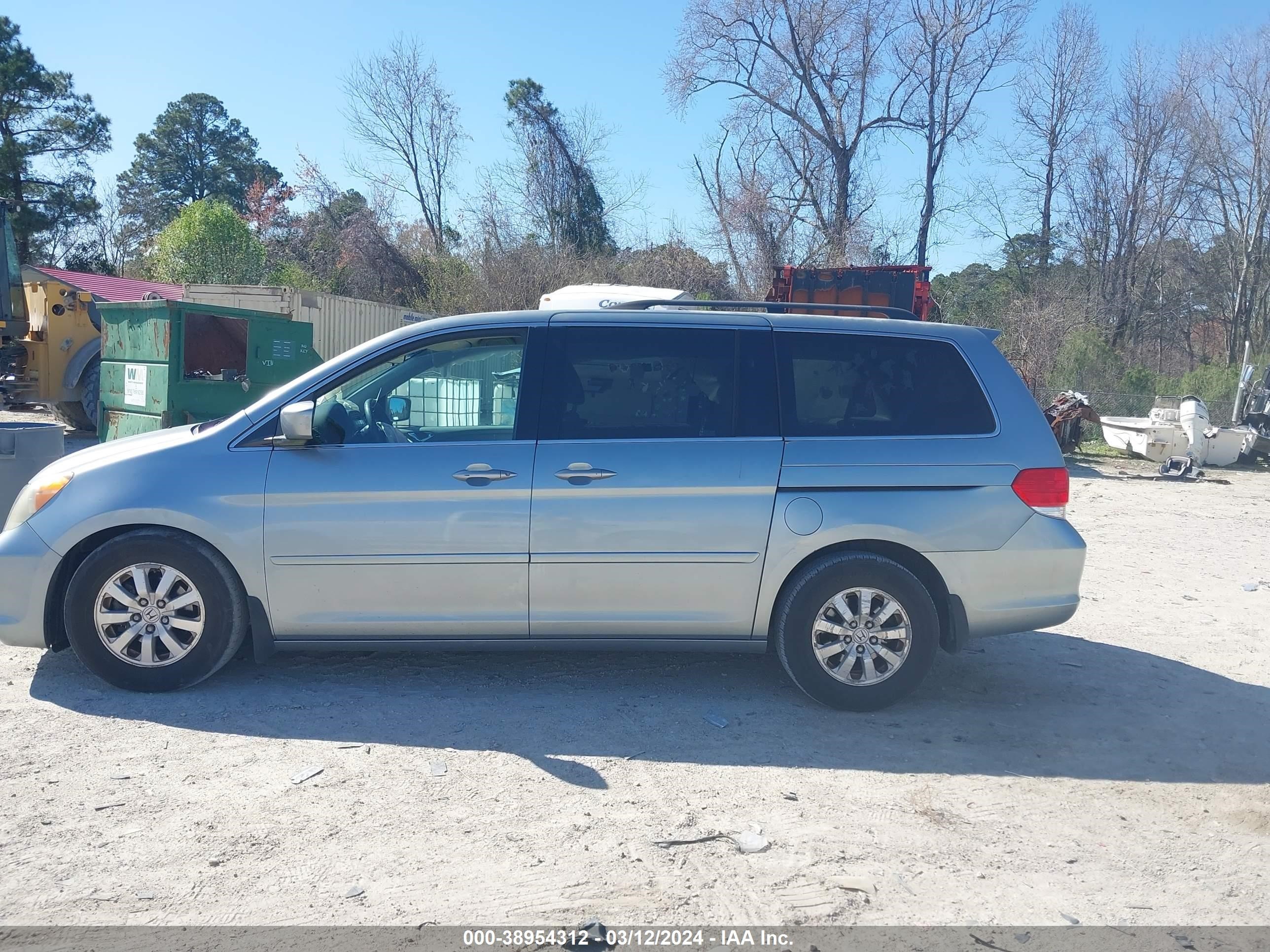 Photo 13 VIN: 5FNRL38489B040204 - HONDA ODYSSEY 