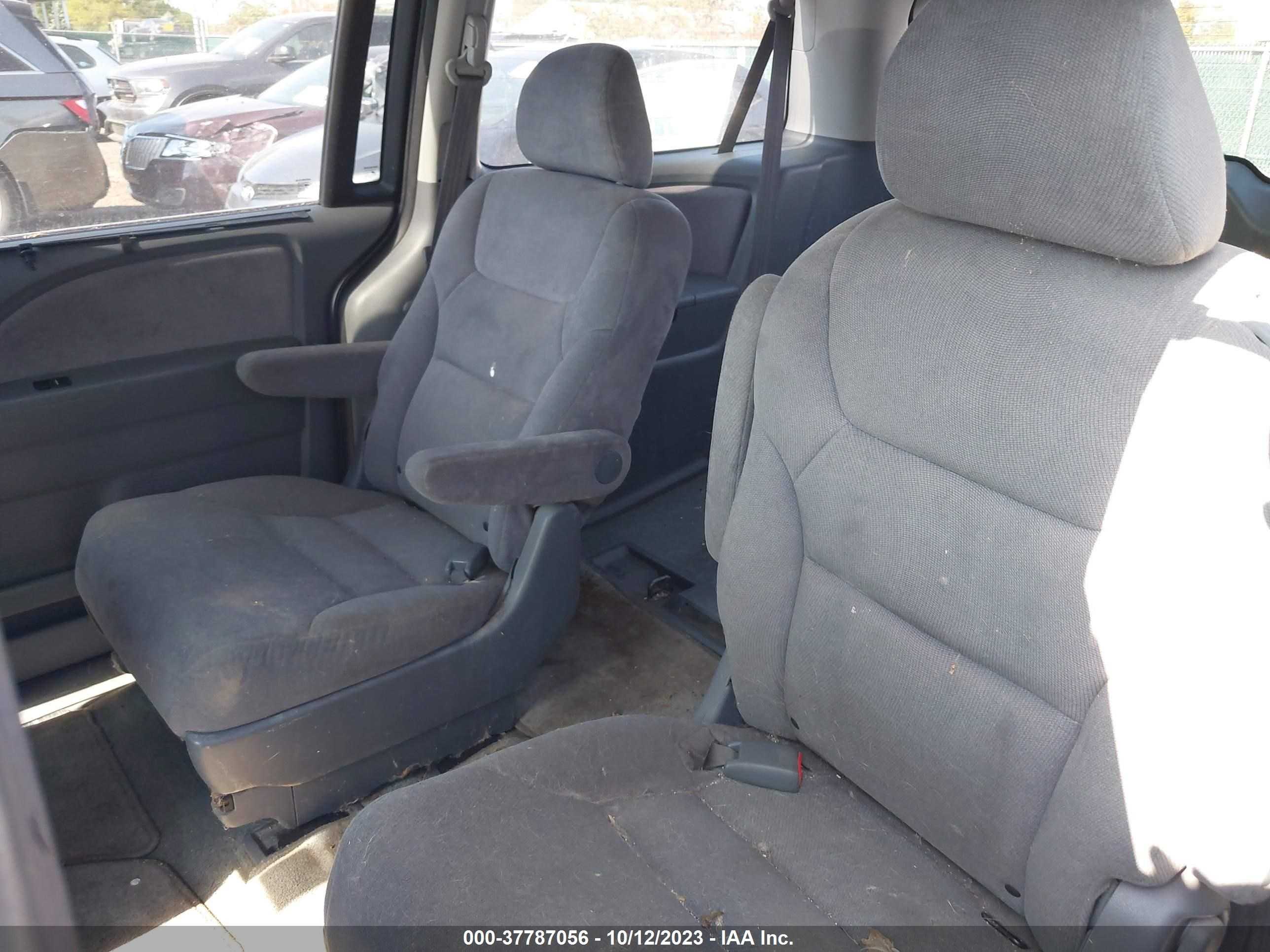 Photo 7 VIN: 5FNRL38497B123802 - HONDA ODYSSEY 