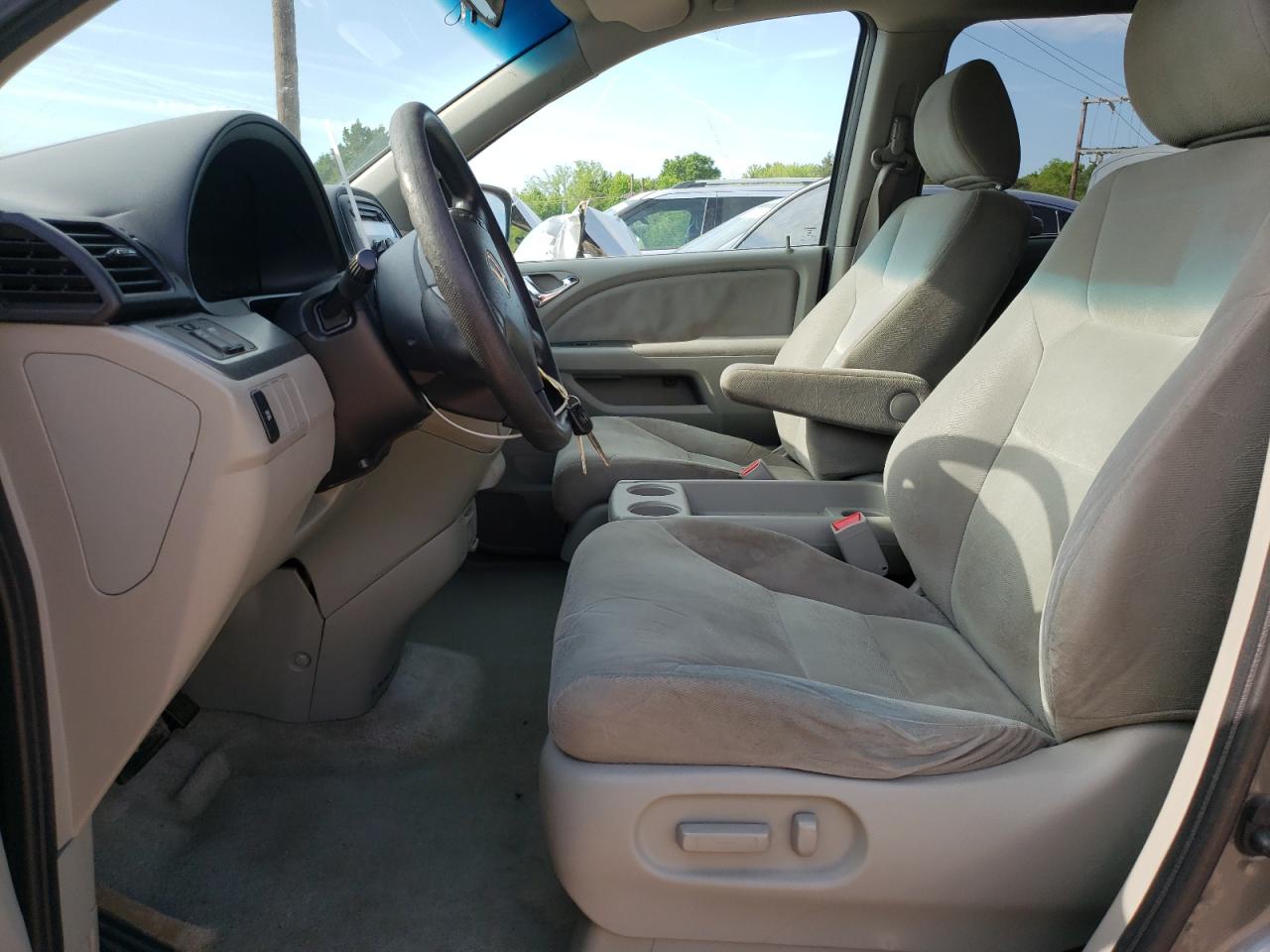 Photo 6 VIN: 5FNRL38498B003659 - HONDA ODYSSEY 