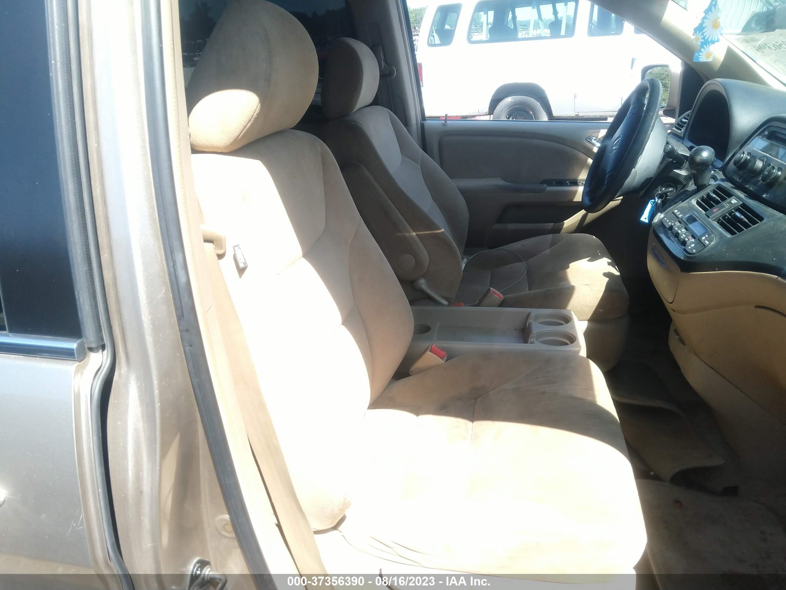 Photo 4 VIN: 5FNRL384X6B036599 - HONDA ODYSSEY 