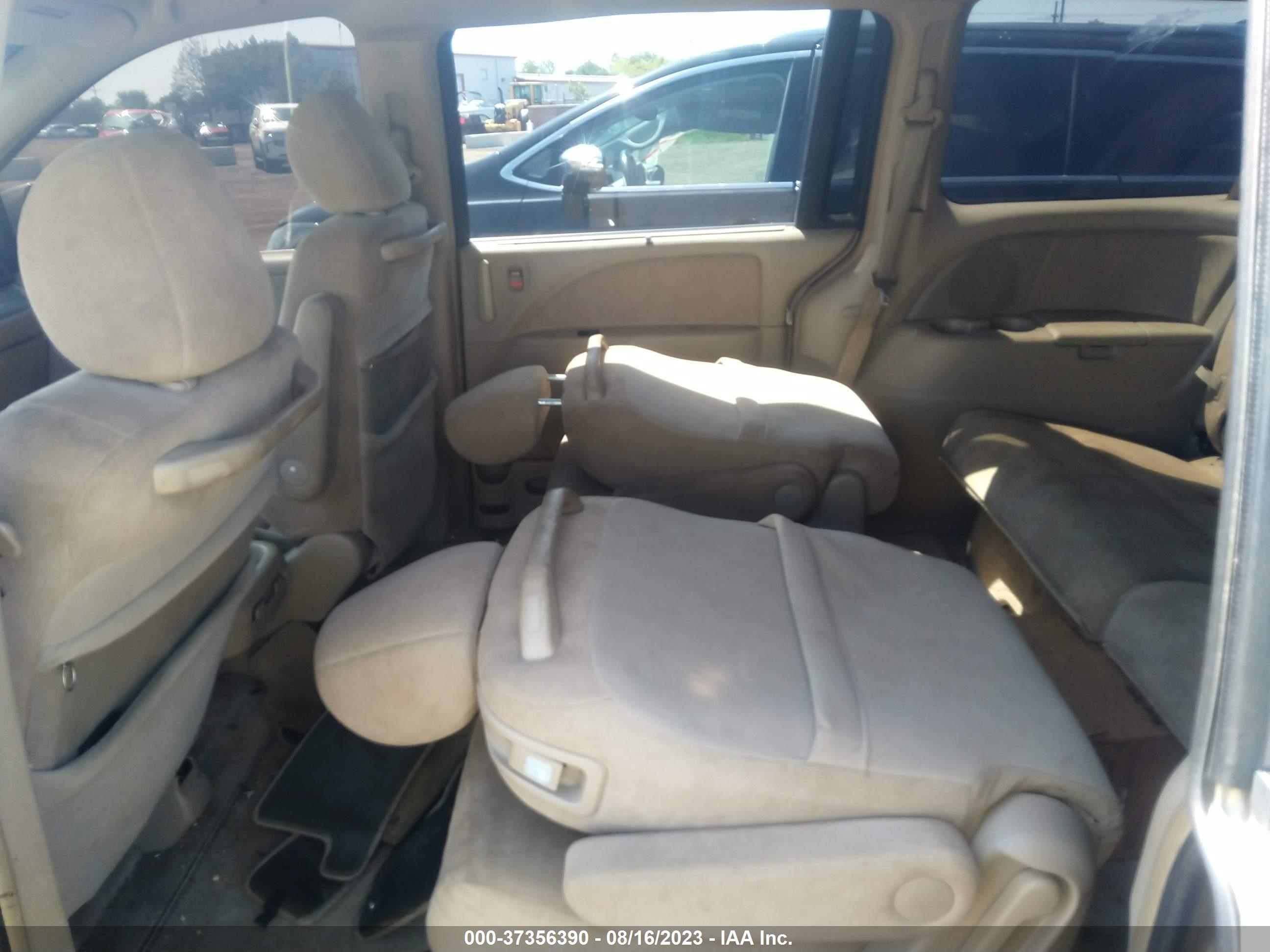 Photo 7 VIN: 5FNRL384X6B036599 - HONDA ODYSSEY 