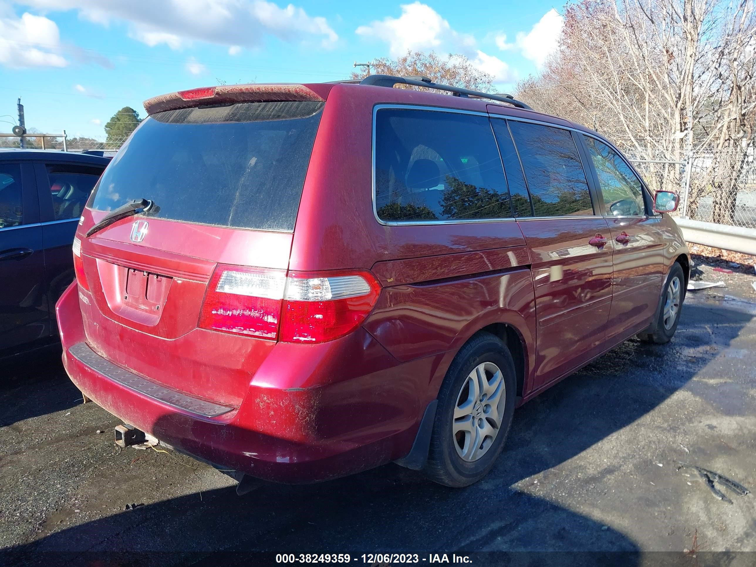 Photo 3 VIN: 5FNRL38606B128189 - HONDA ODYSSEY 